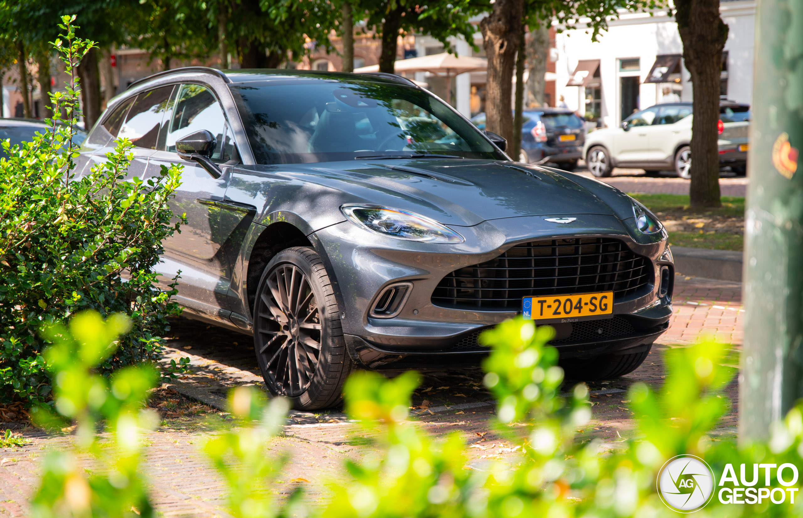 Aston Martin DBX