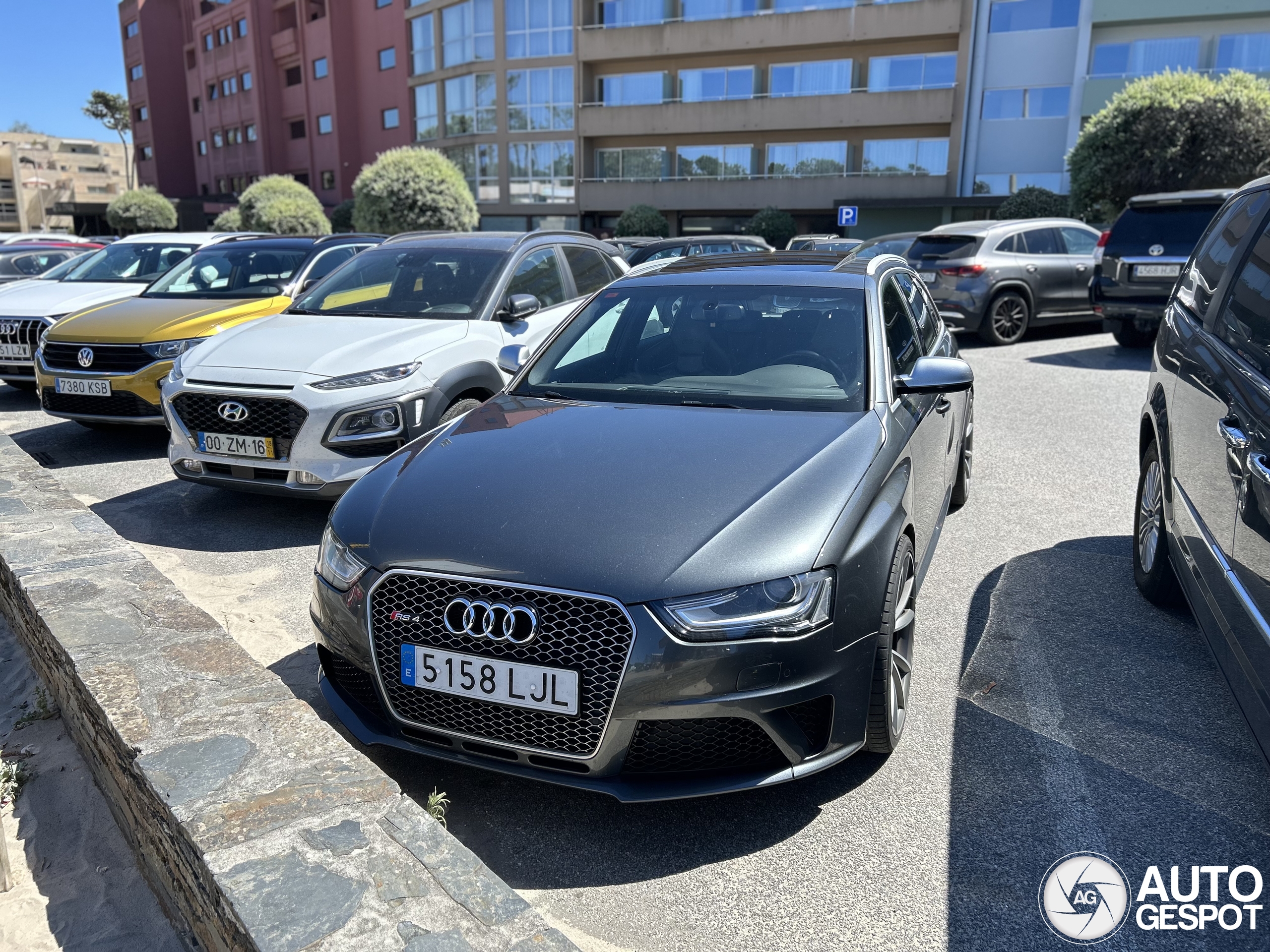 Audi RS4 Avant B8