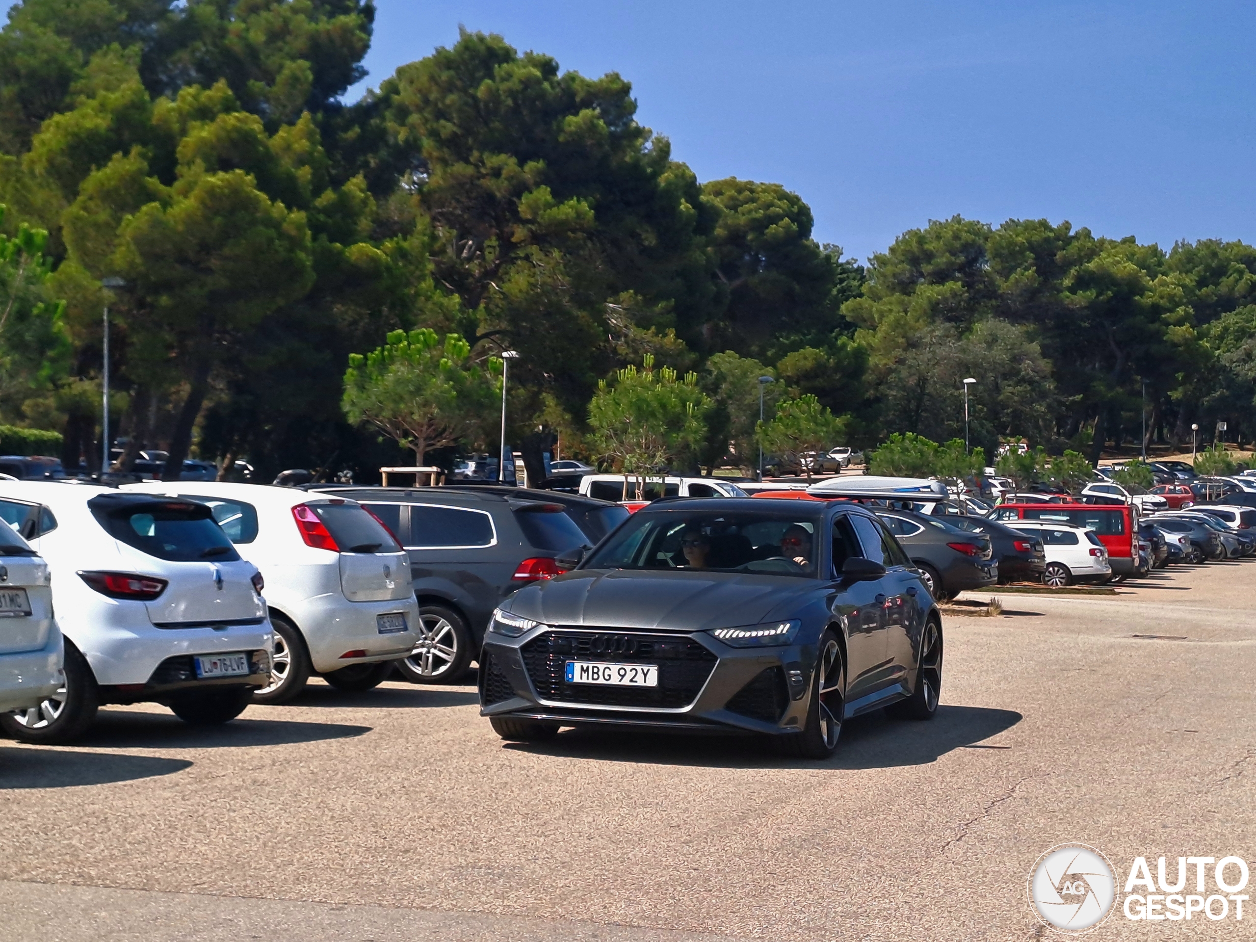 Audi RS6 Avant C8