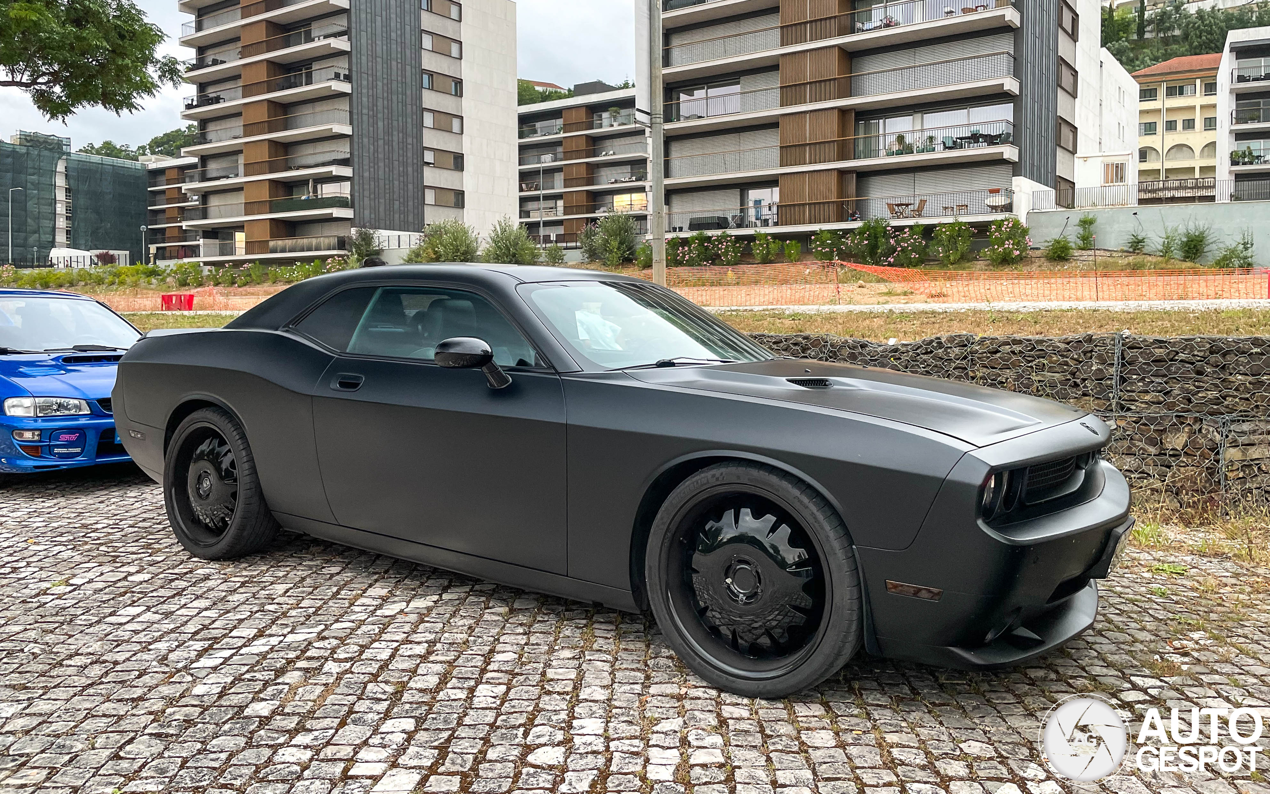 Dodge Challenger SRT-8