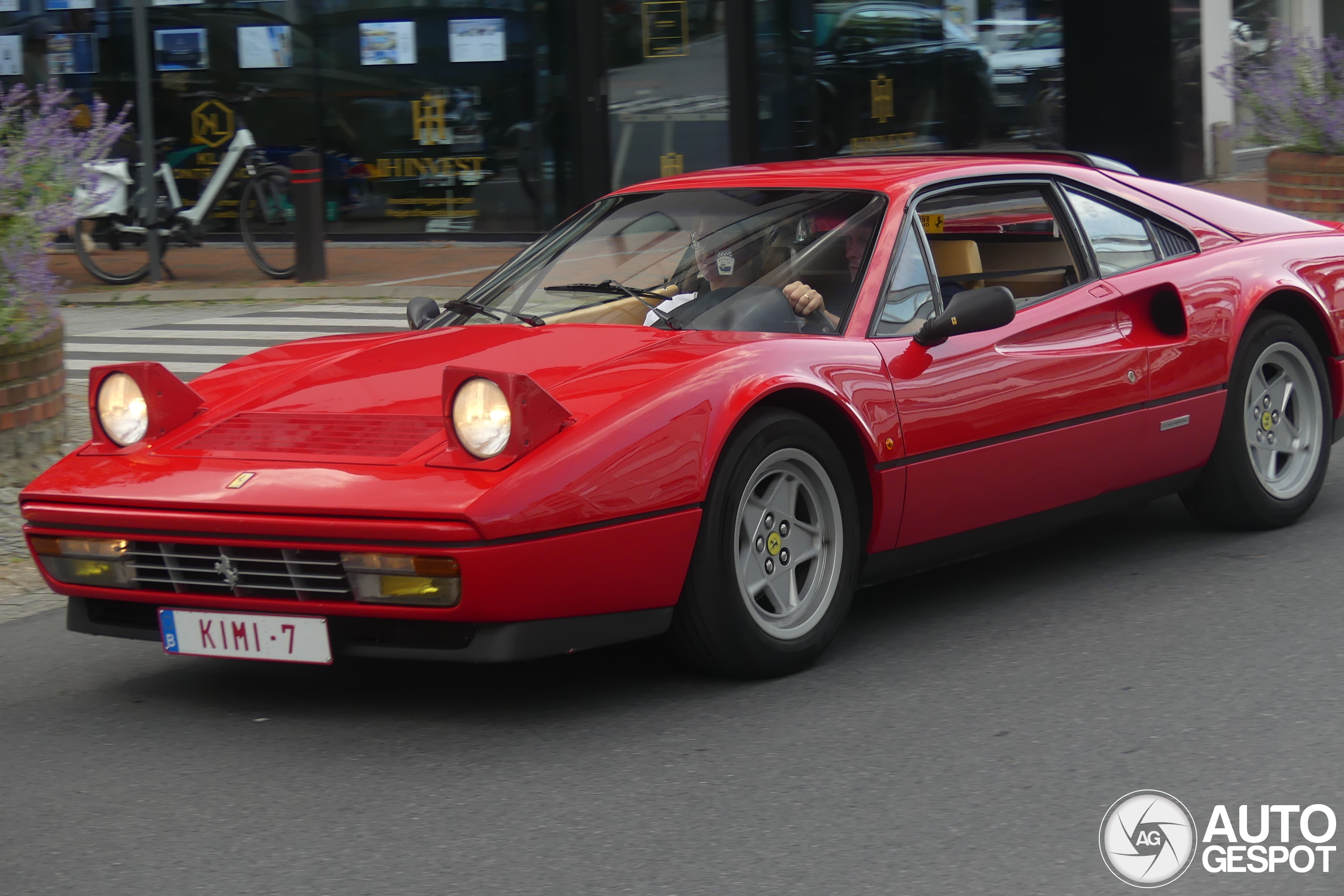 Ferrari 328 GTB