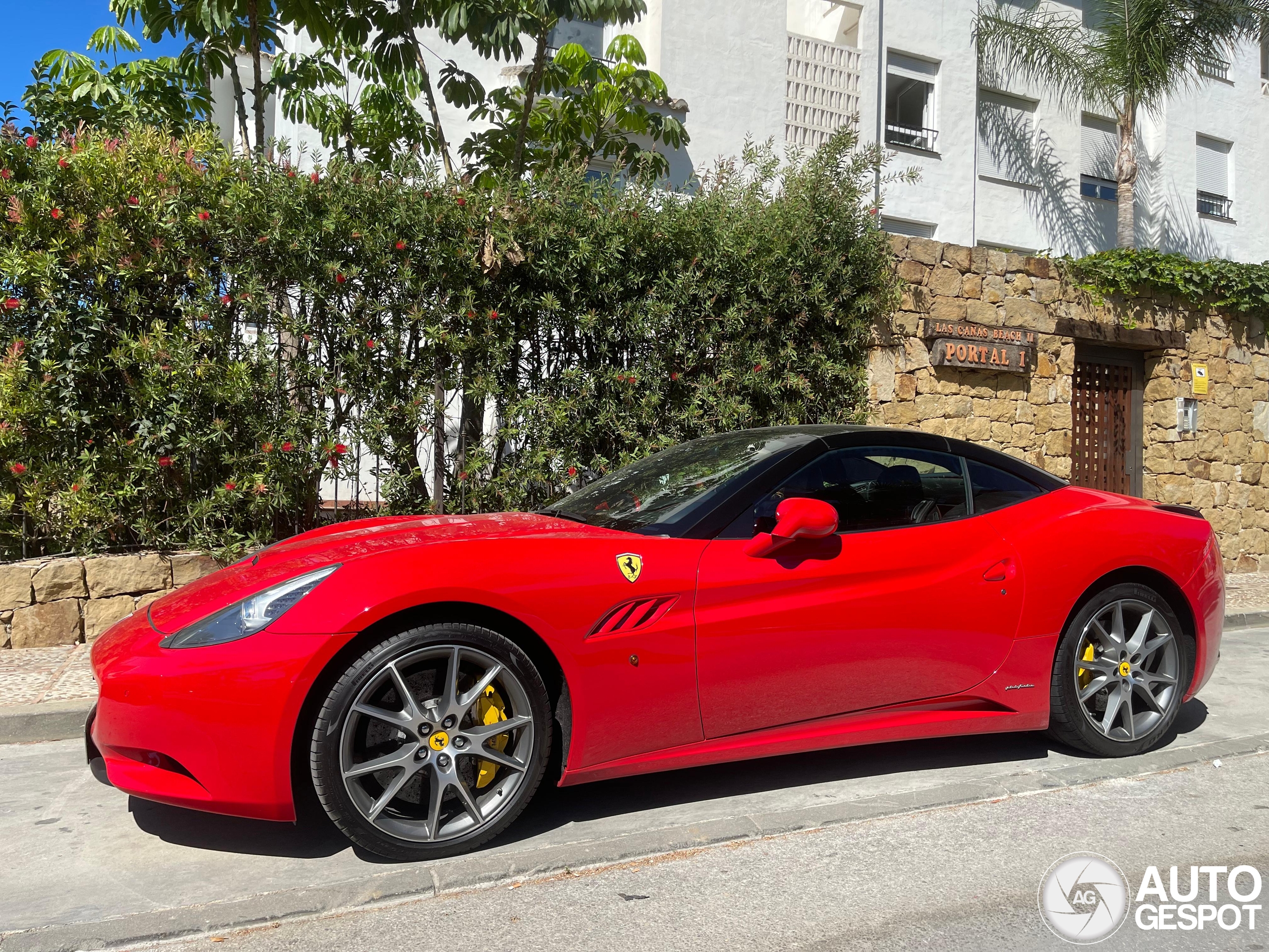 Ferrari California