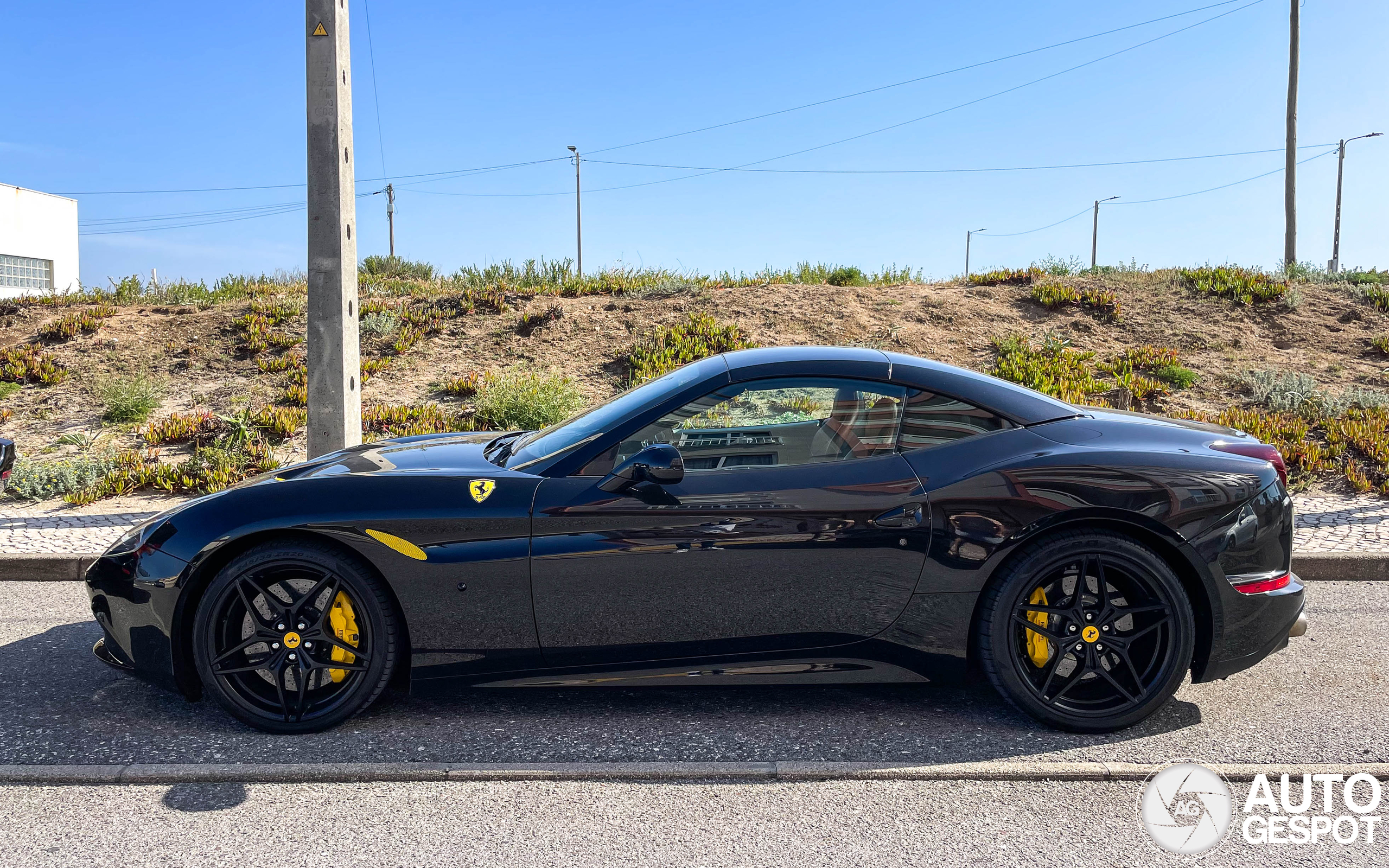 Ferrari California T