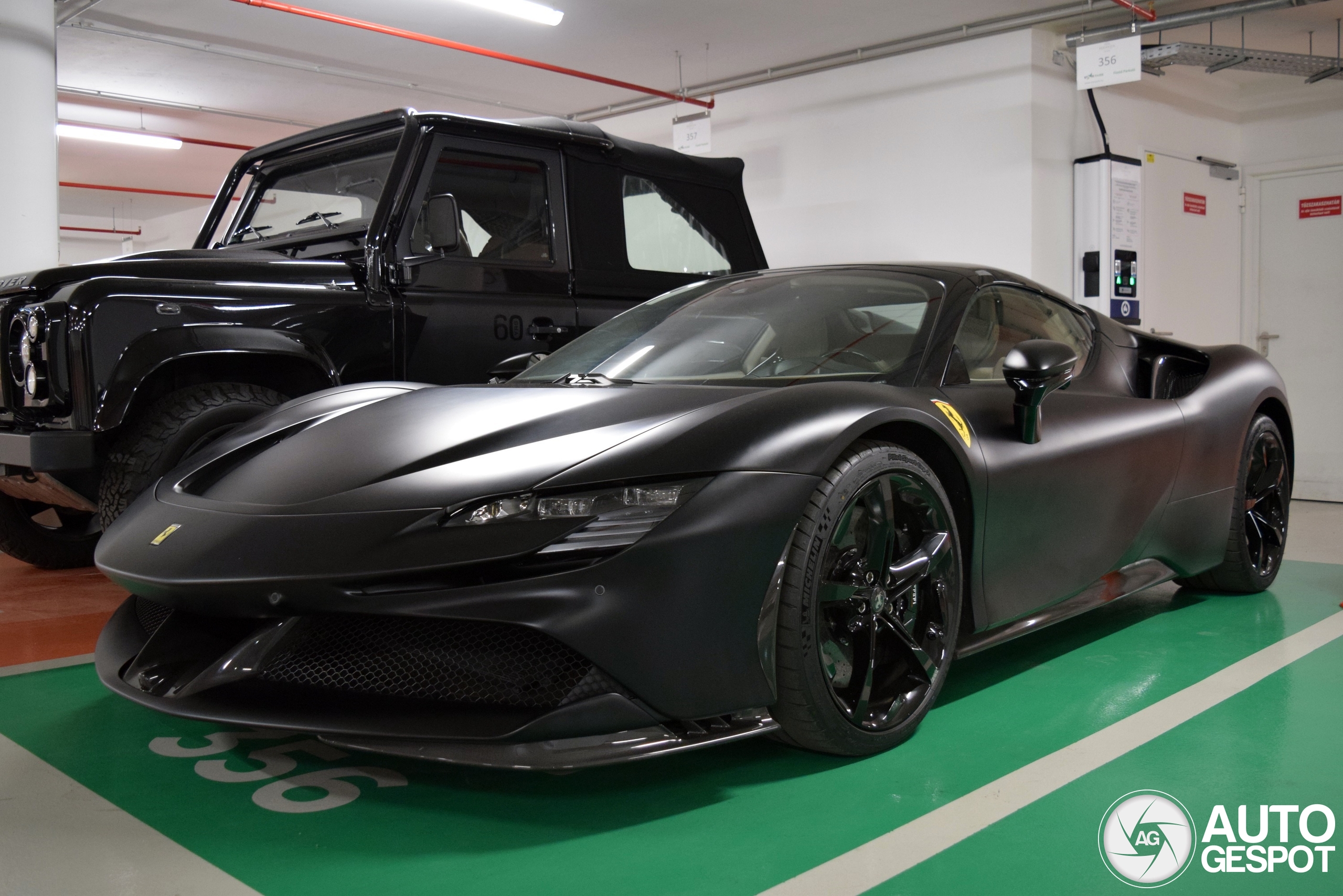 Ferrari SF90 Spider