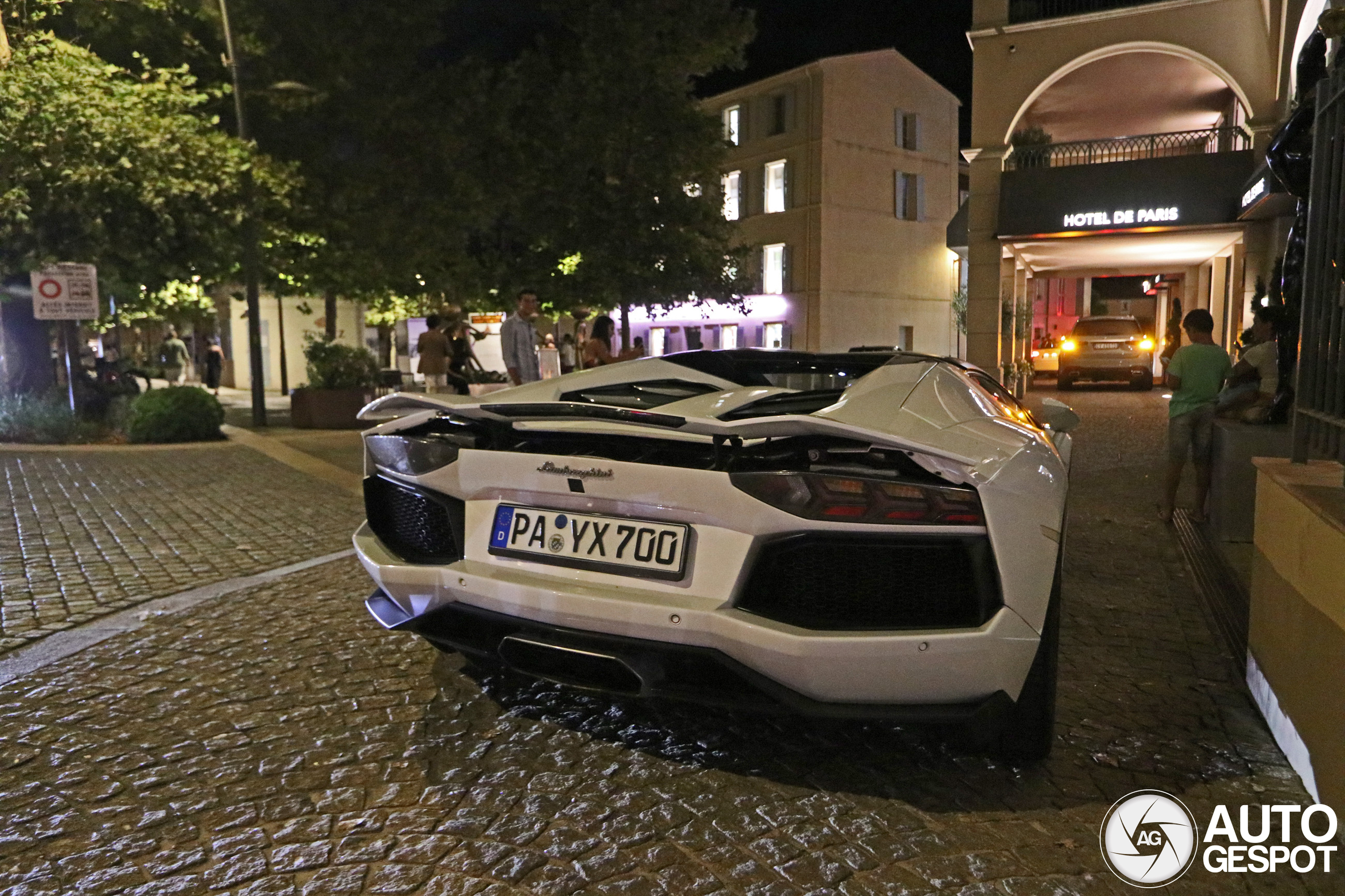 Lamborghini Aventador LP700-4 Roadster