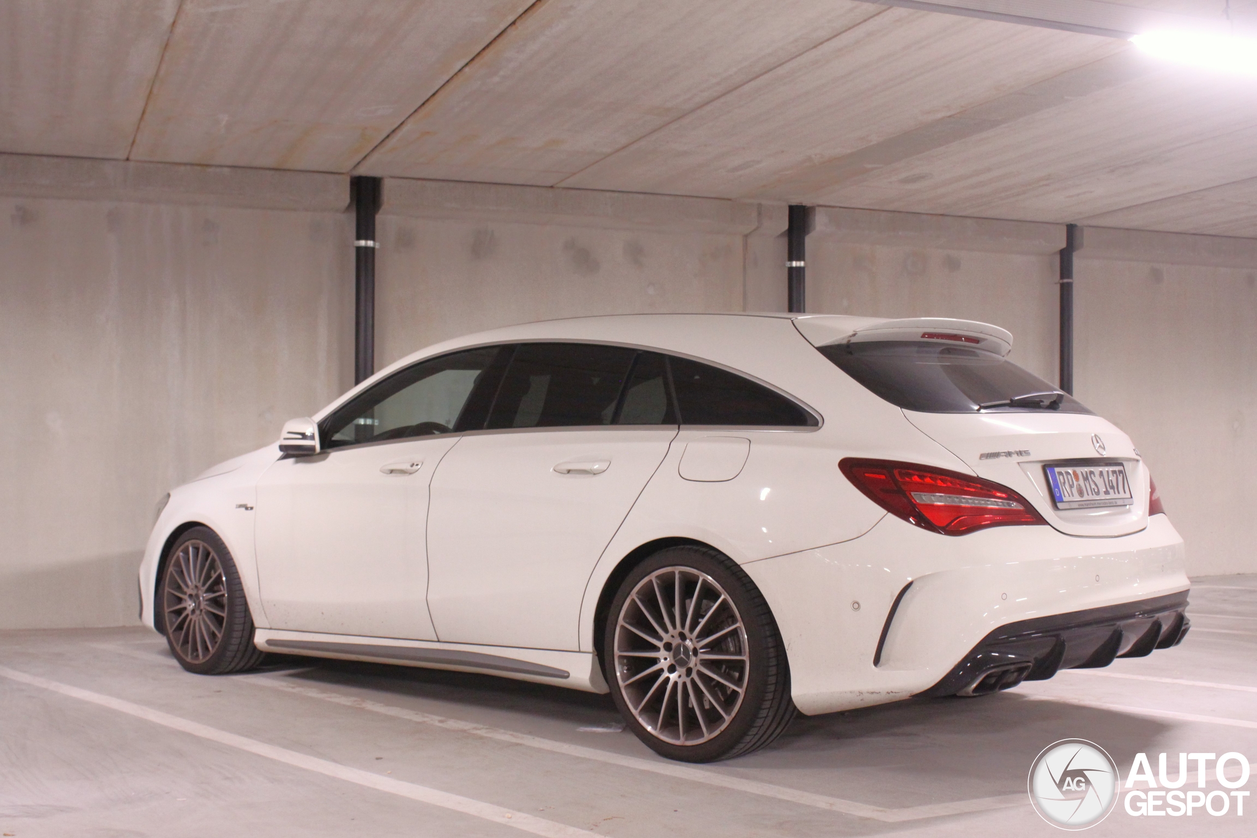 Mercedes-AMG CLA 45 Shooting Brake X117 2017