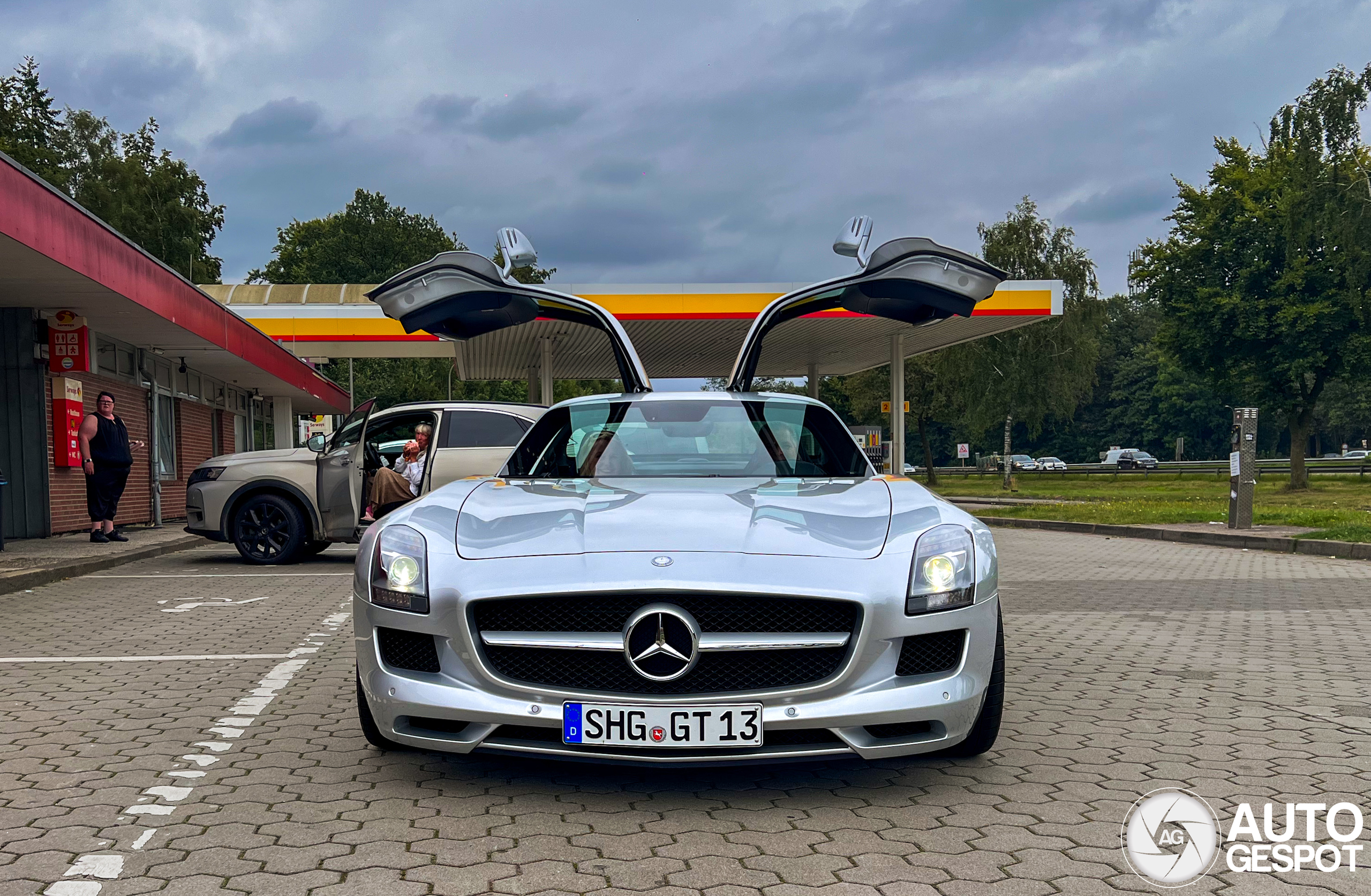 Mercedes-Benz SLS AMG