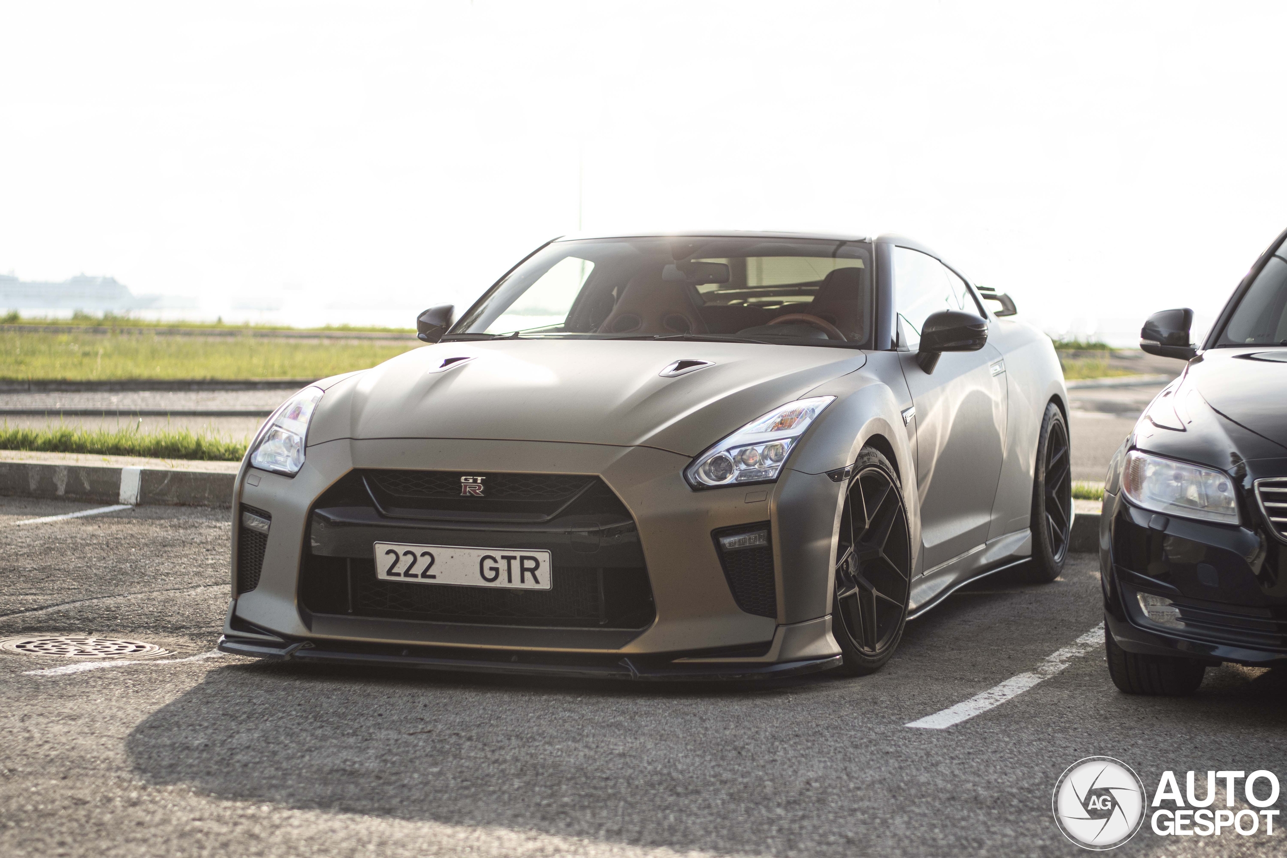 Nissan GT-R 2017