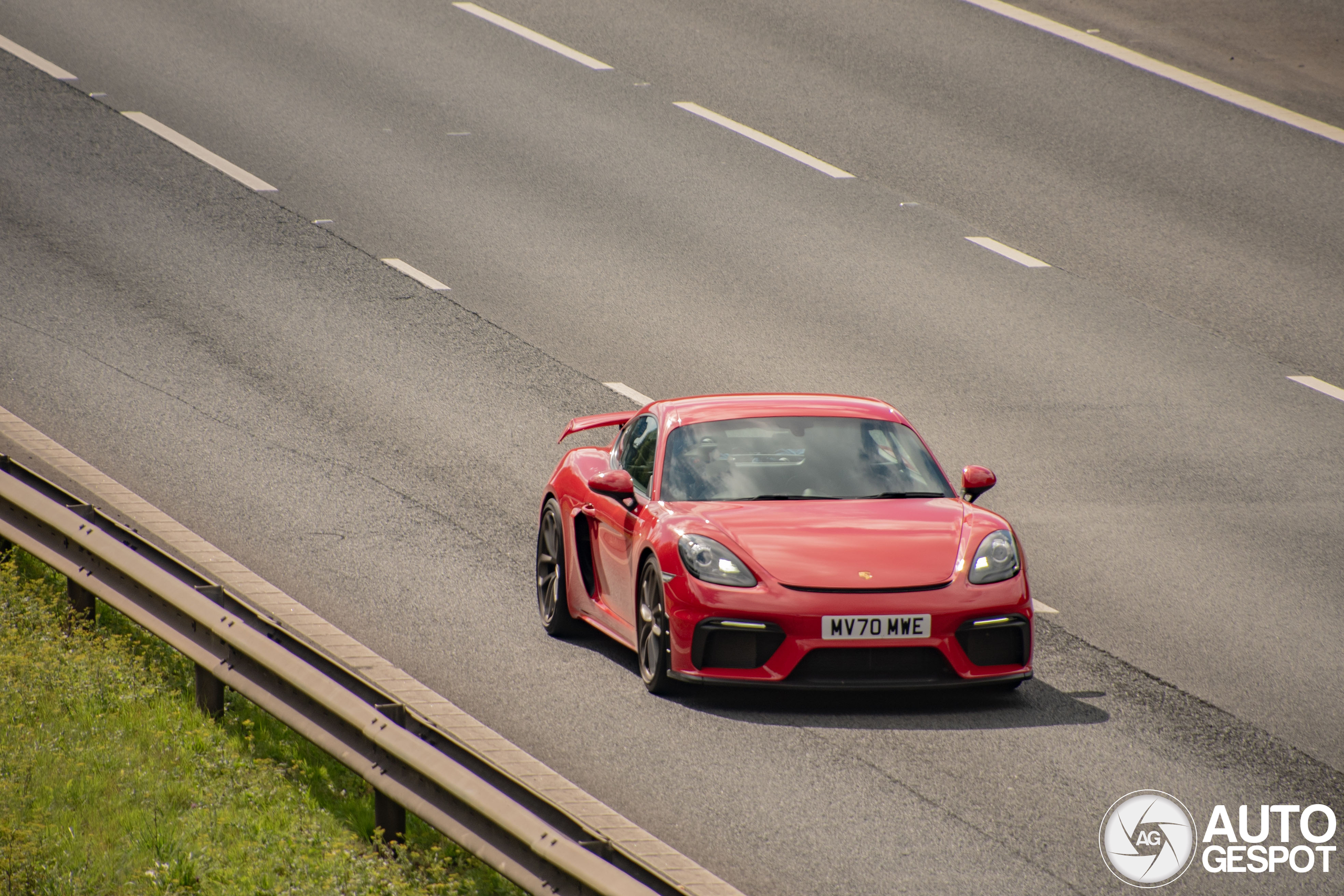 Porsche 718 Cayman GT4