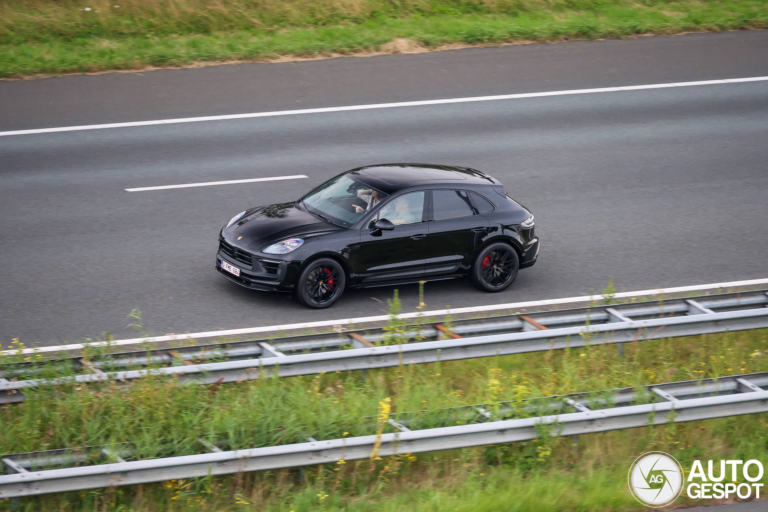 Porsche 95B Macan GTS MkIII