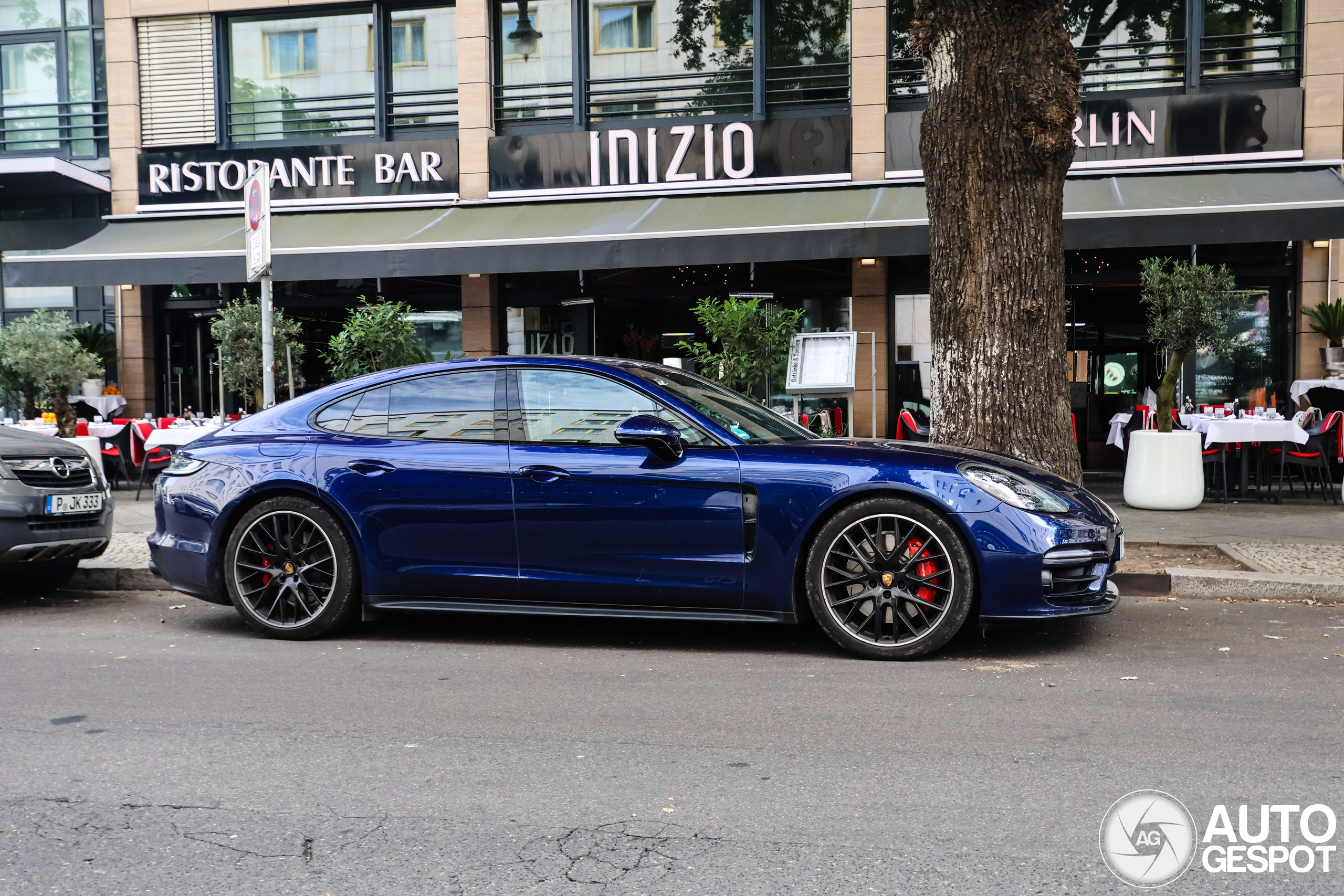 Porsche 971 Panamera GTS MkII