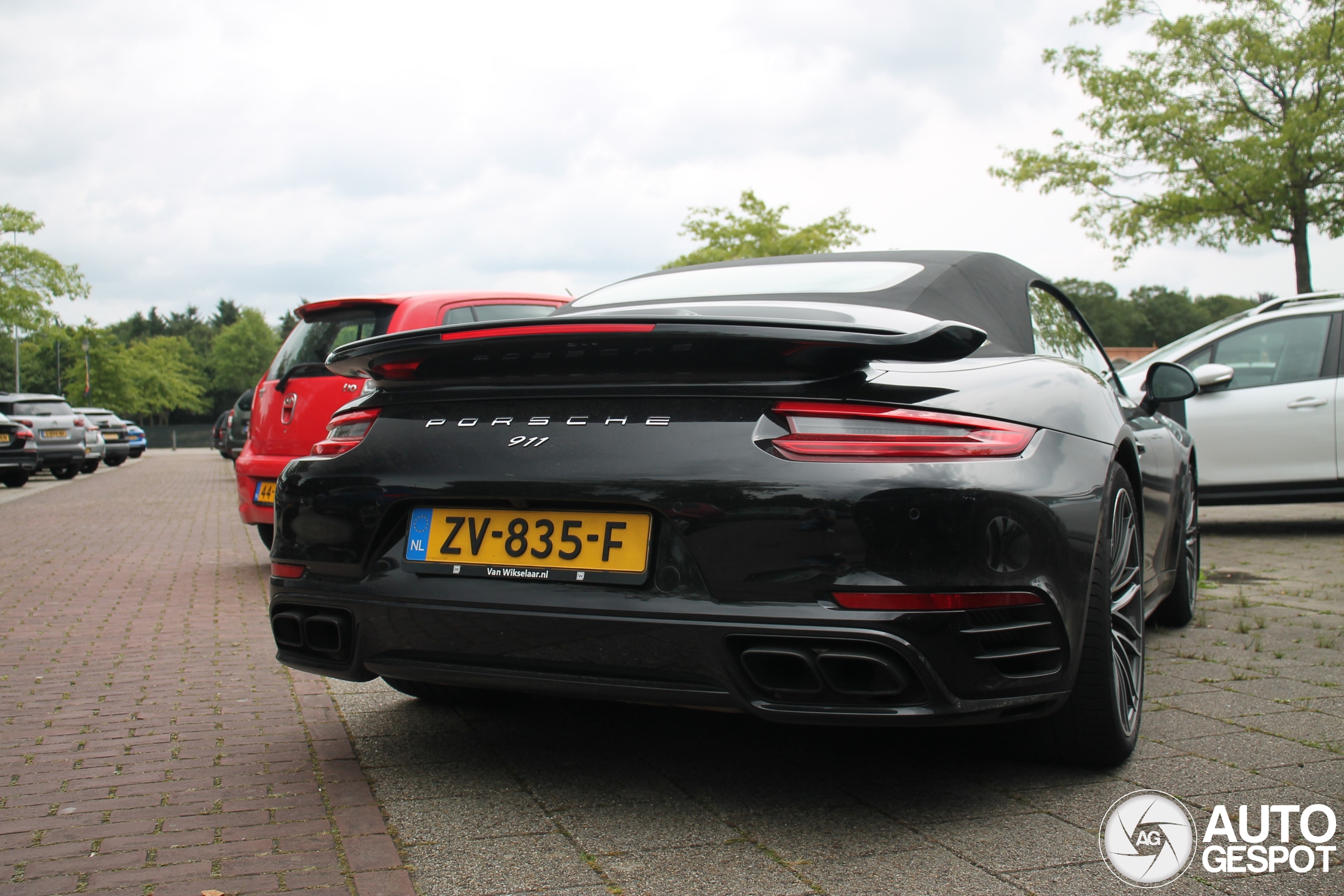 Porsche 991 Turbo S Cabriolet MkII