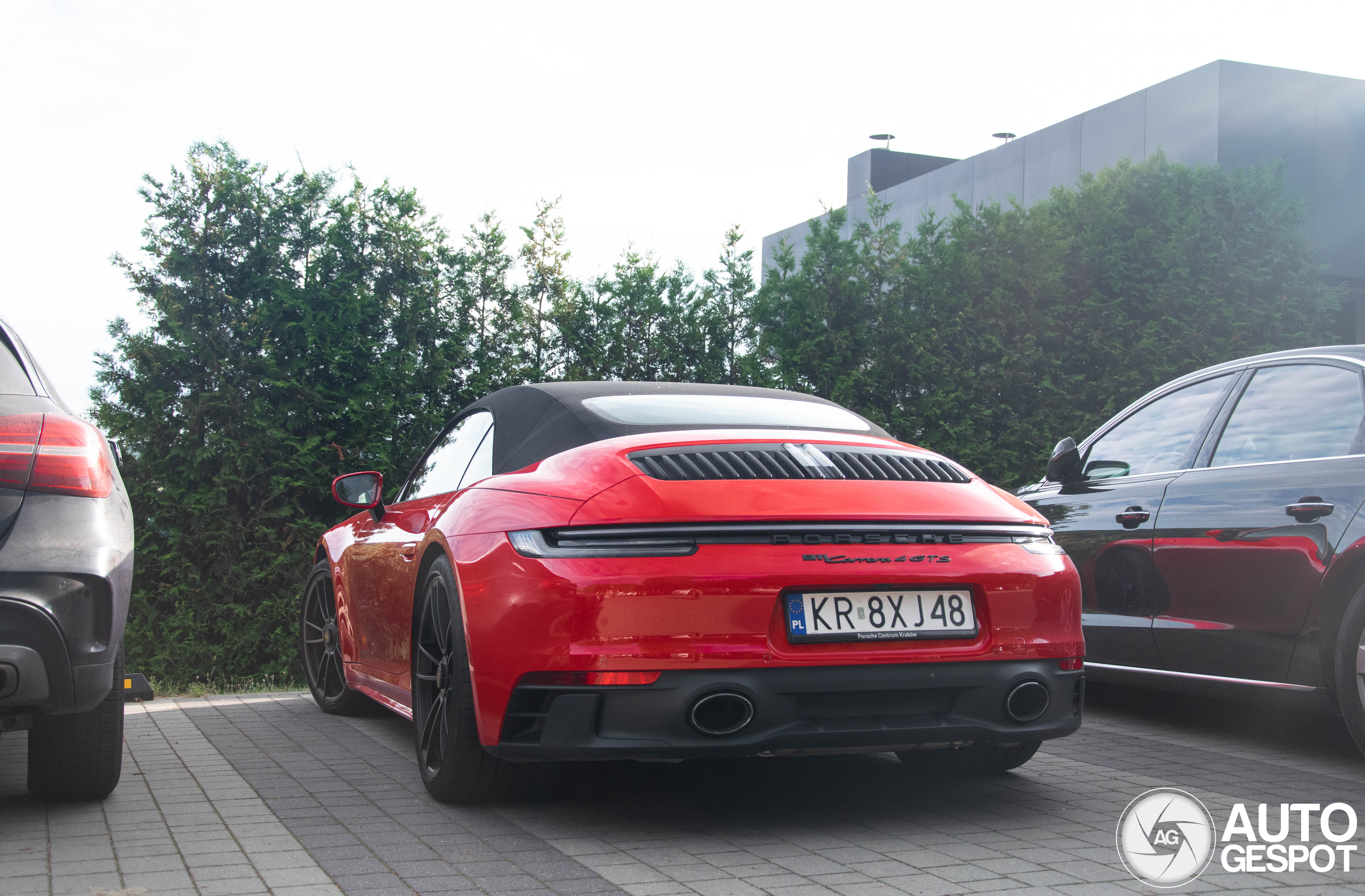 Porsche 992 Carrera 4 GTS Cabriolet