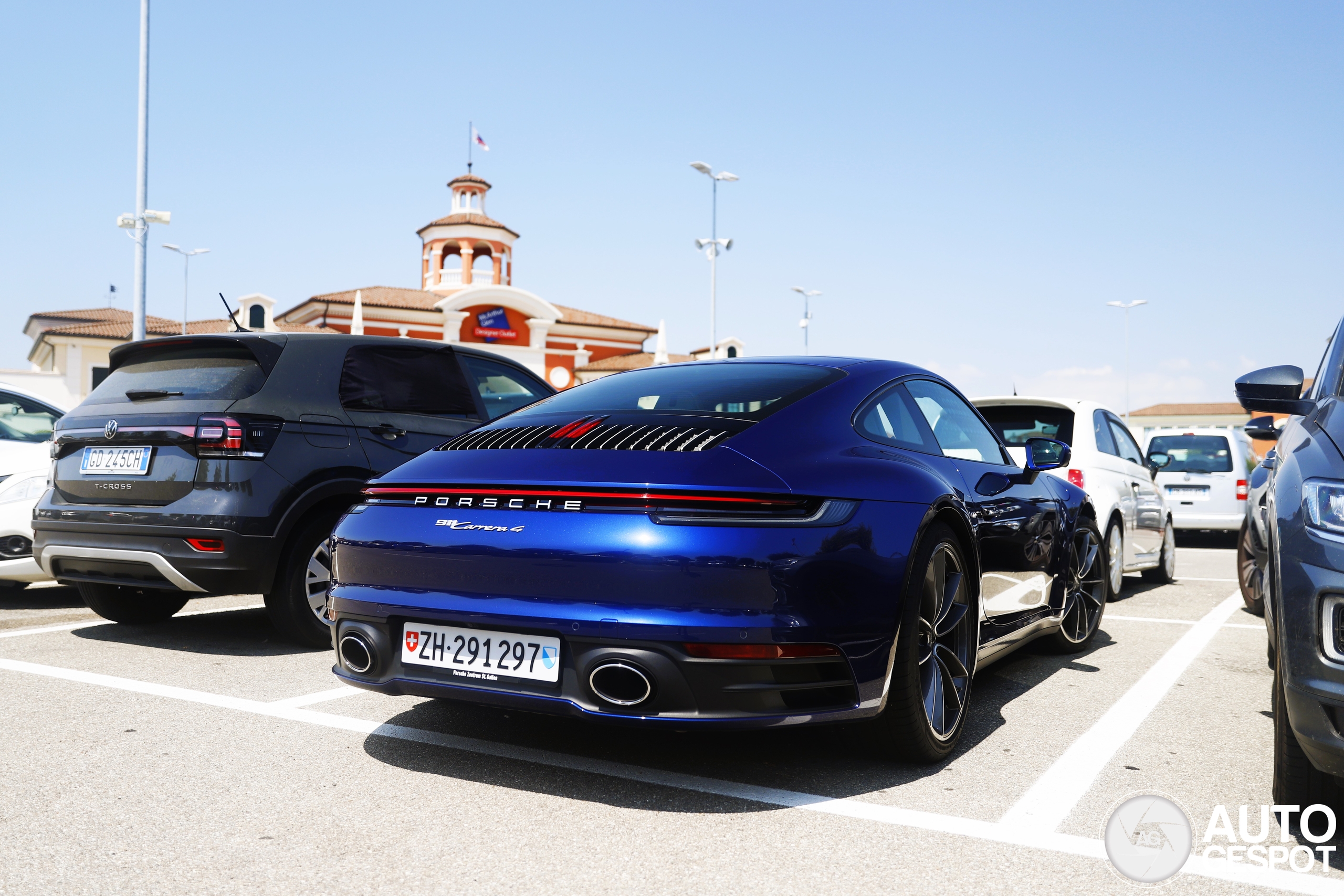 Porsche 992 Carrera 4S