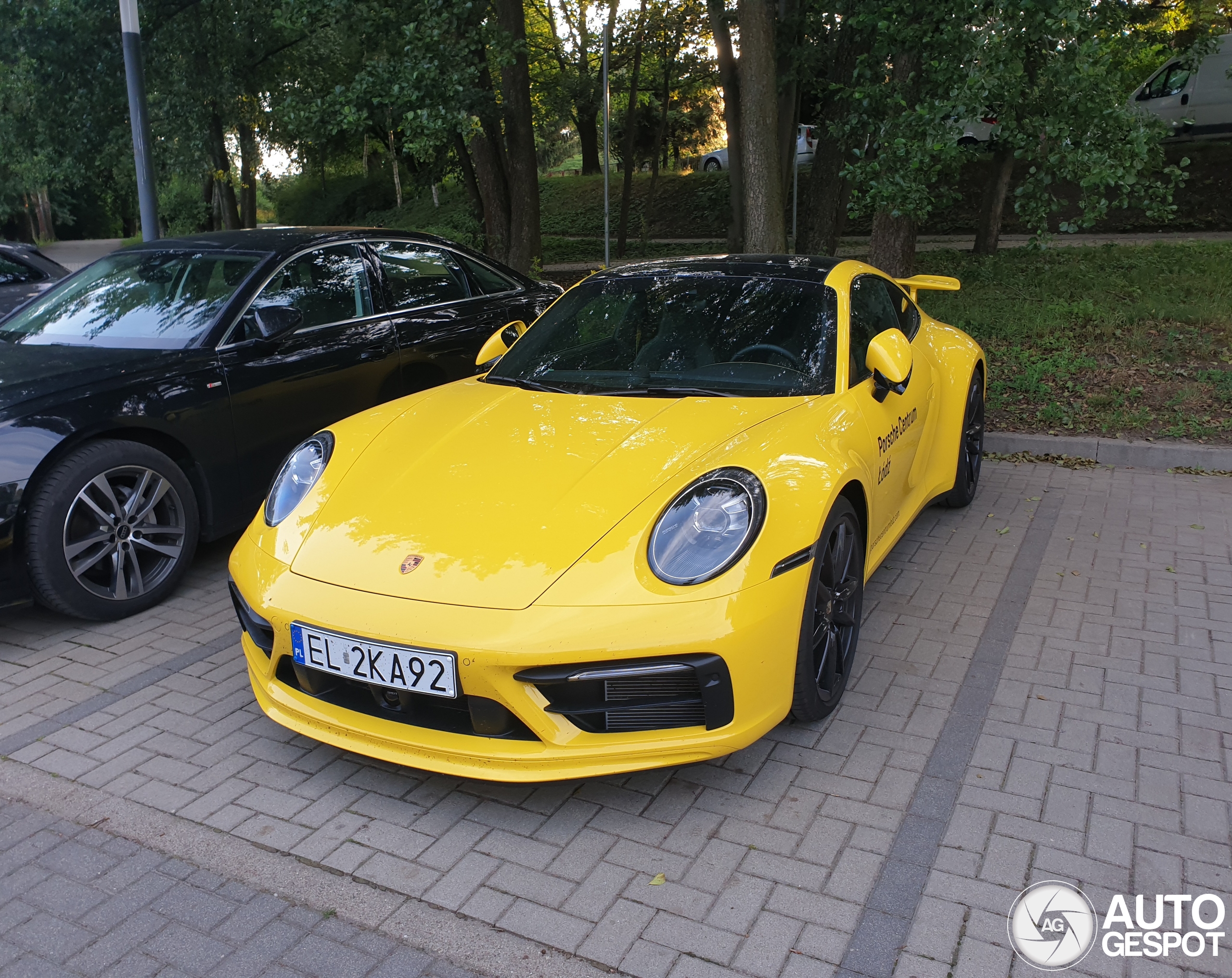 Porsche 992 Carrera S