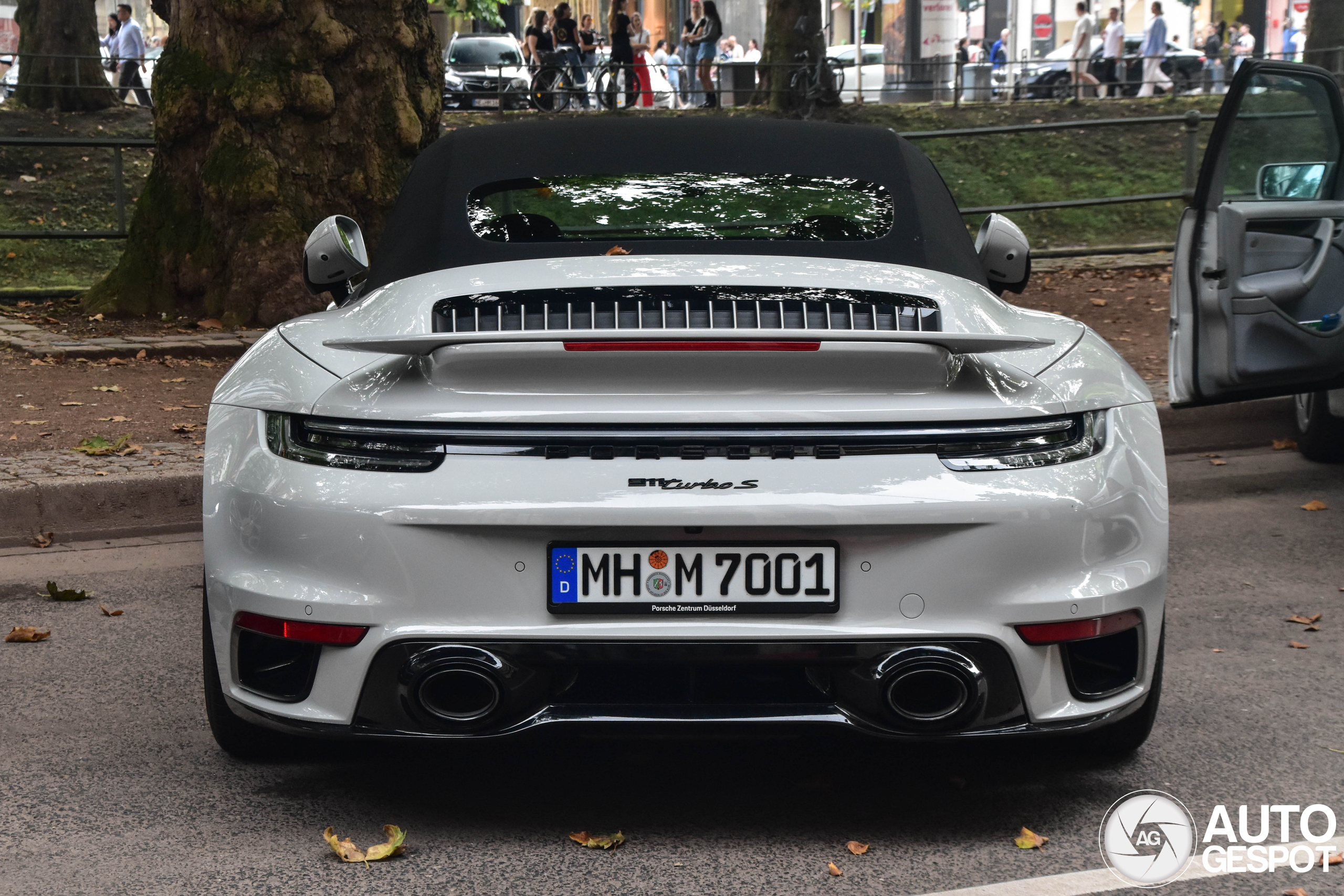 Porsche 992 Turbo S Cabriolet