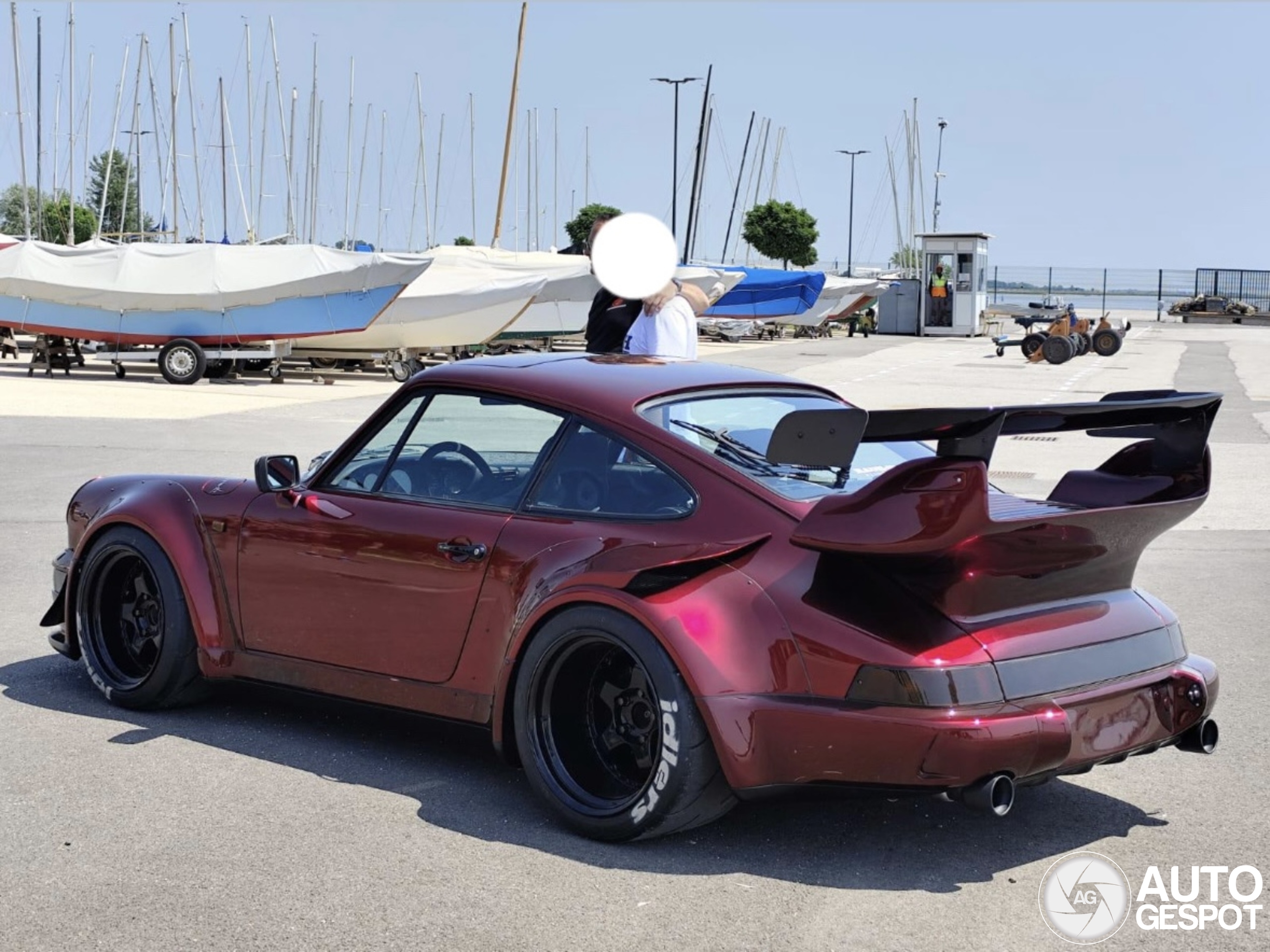 Porsche 964 Rauh-Welt Begriff - 17 August 2024 - Autogespot