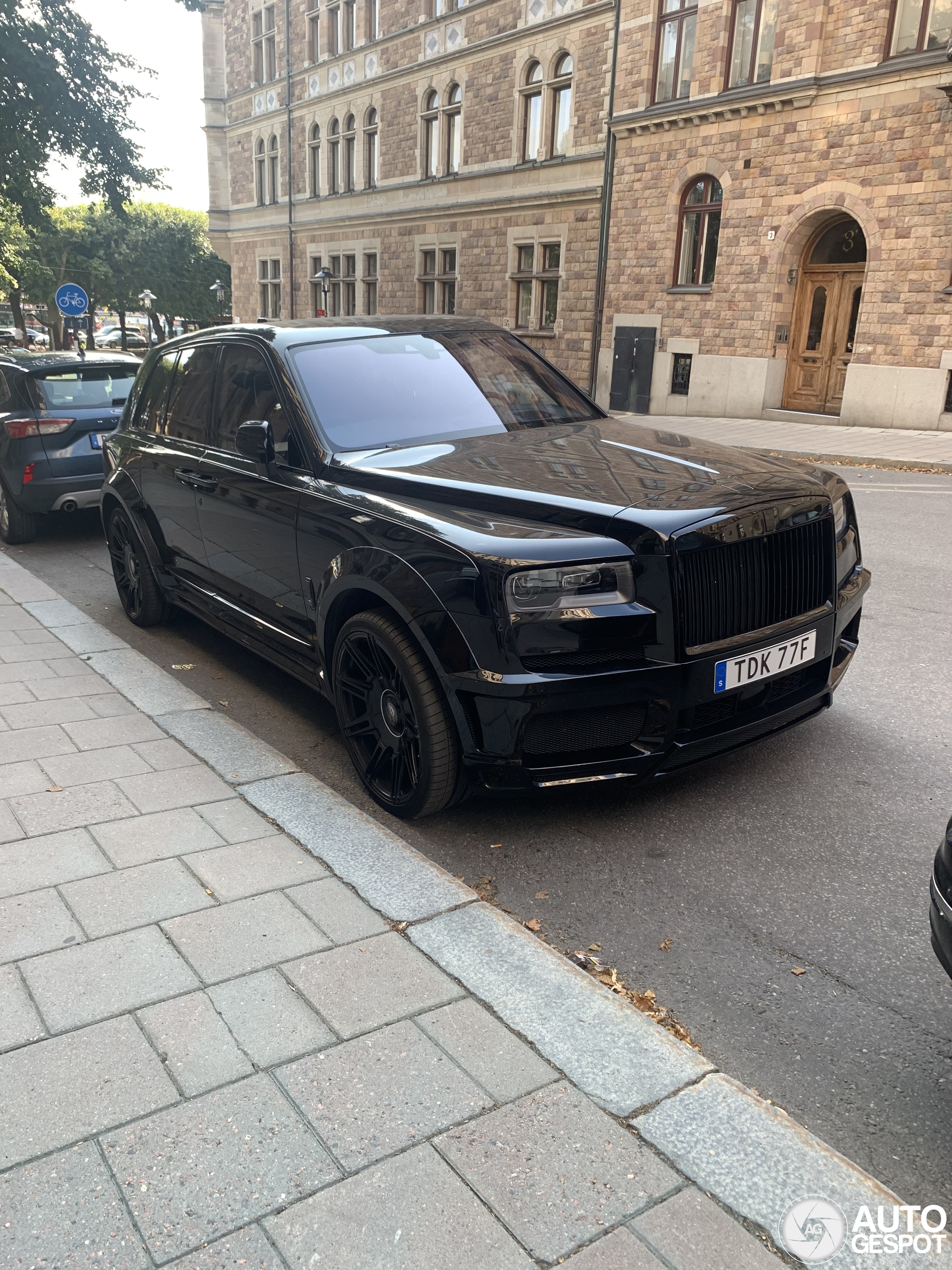 Rolls-Royce Cullinan Black Badge Spofec Overdose