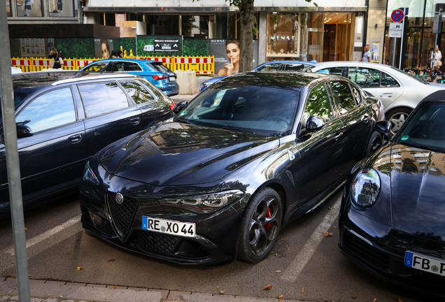 Alfa Romeo Giulia Quadrifoglio 2023