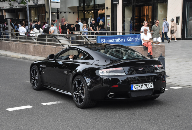 Aston Martin V8 Vantage S