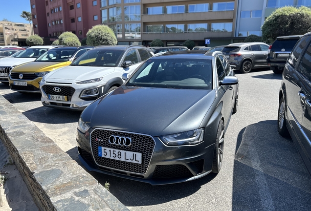 Audi RS4 Avant B8