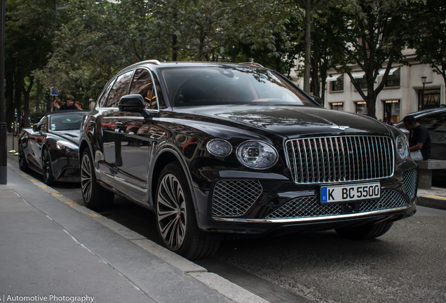 Bentley Bentayga Azure EWB