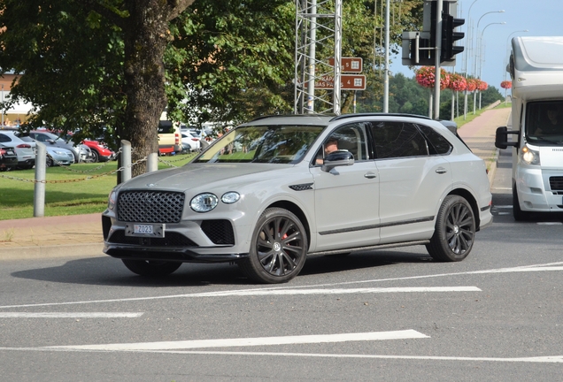 Bentley Bentayga EWB Mulliner