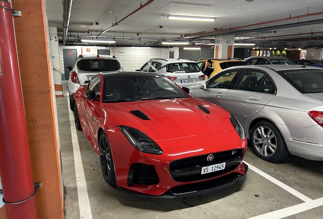 Jaguar F-TYPE SVR Coupé 2017