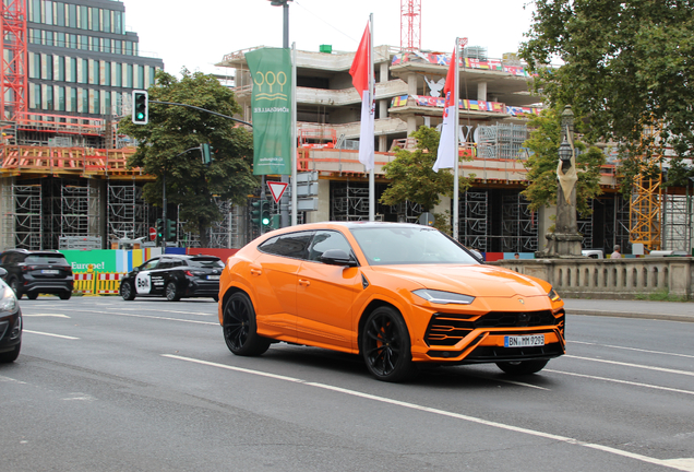 Lamborghini Urus