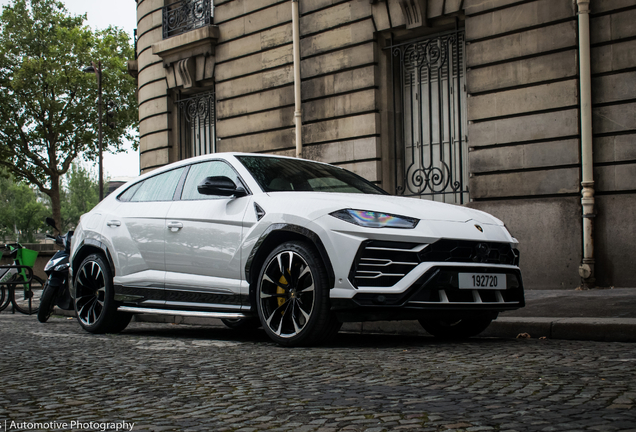 Lamborghini Urus