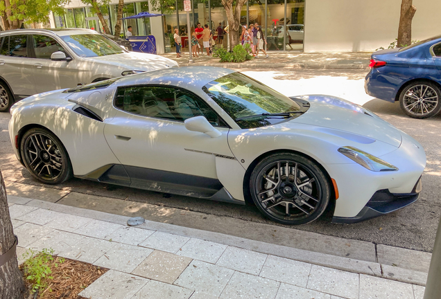 Maserati MC20