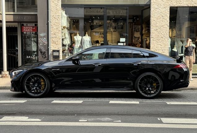 Mercedes-AMG GT 63 S X290