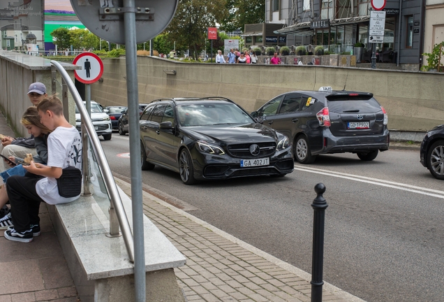 Mercedes-Benz E 63 AMG S Estate S212