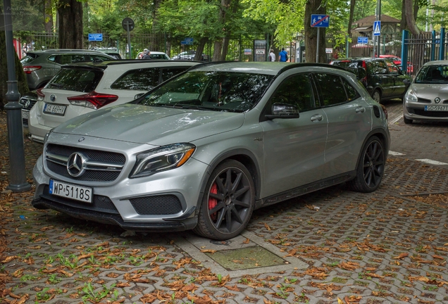 Mercedes-Benz GLA 45 AMG X156