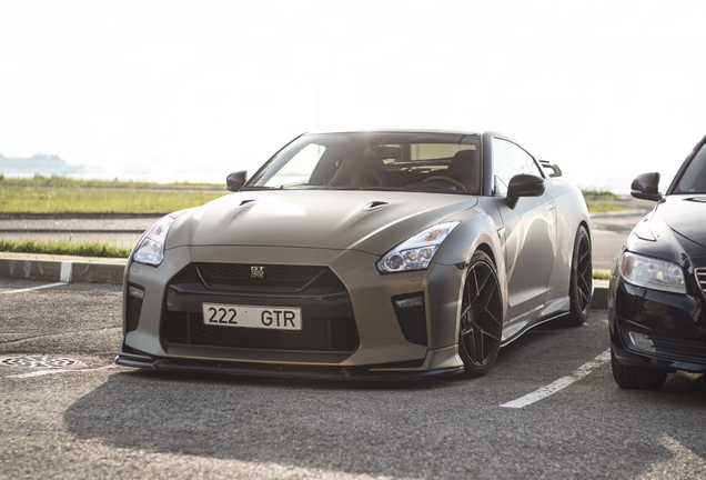 Nissan GT-R 2017