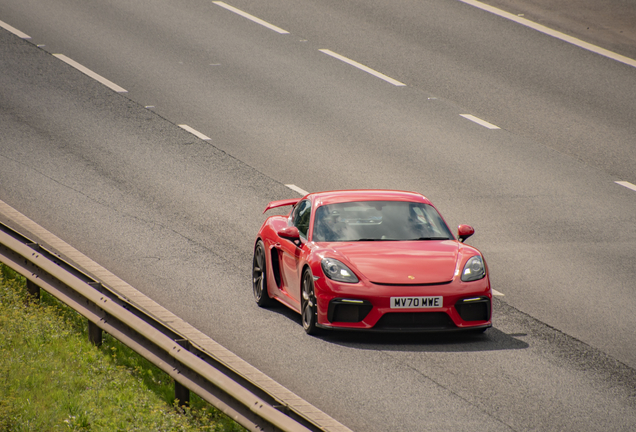 Porsche 718 Cayman GT4