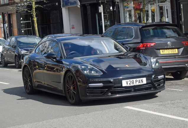 Porsche 971 Panamera Turbo