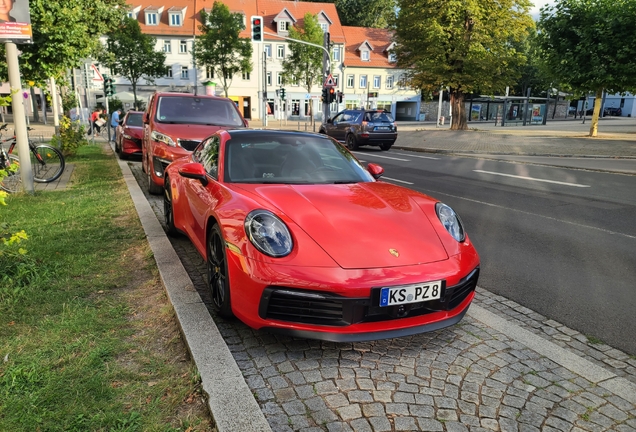 Porsche 992 Carrera S