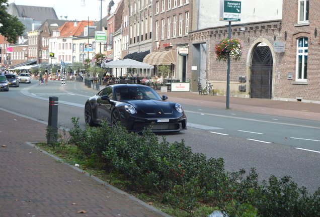 Porsche 992 S/T