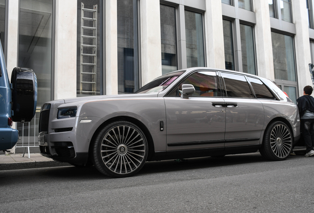 Rolls-Royce Cullinan Black Badge