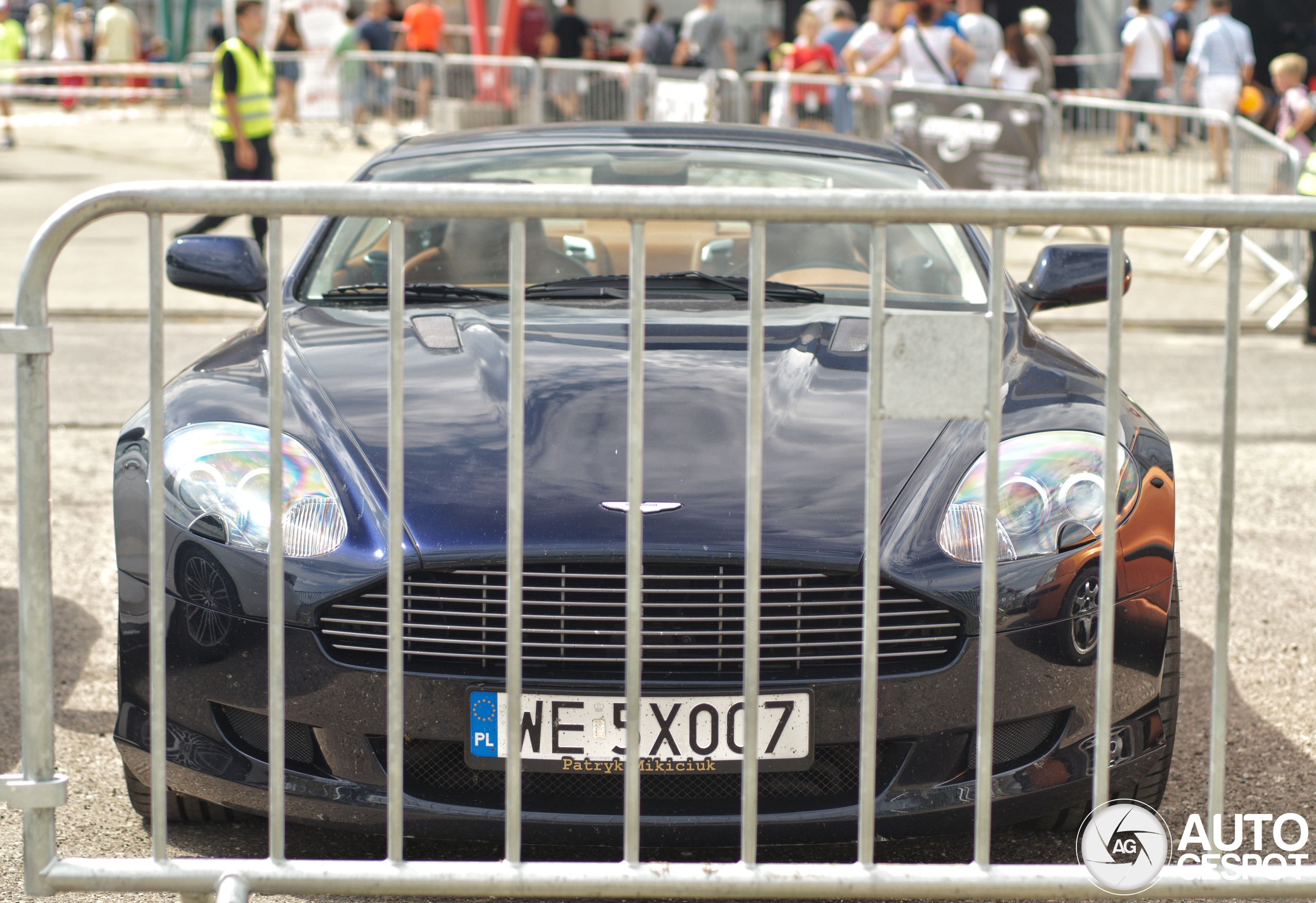 Aston Martin DB9