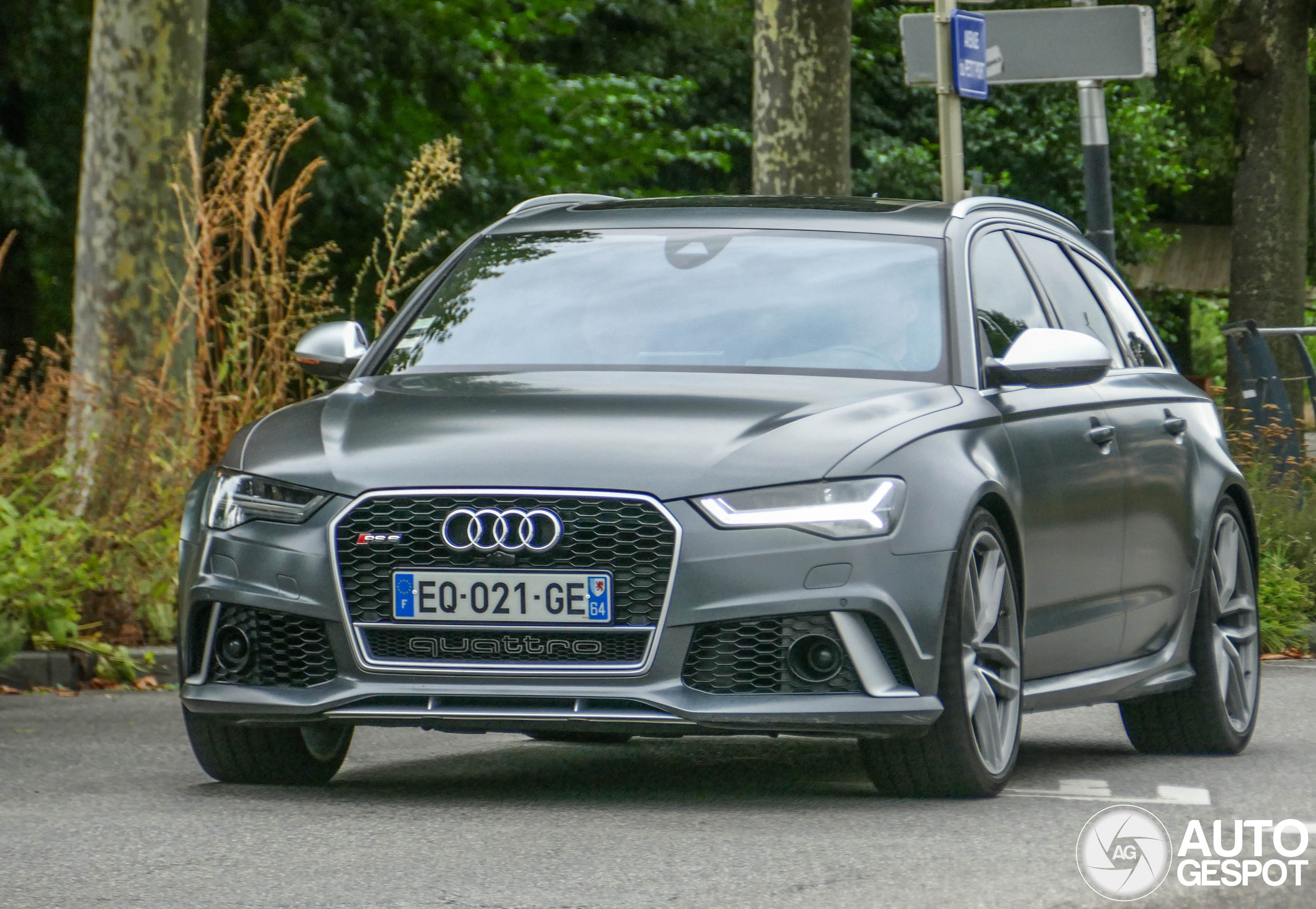 Audi RS6 Avant C7 2015