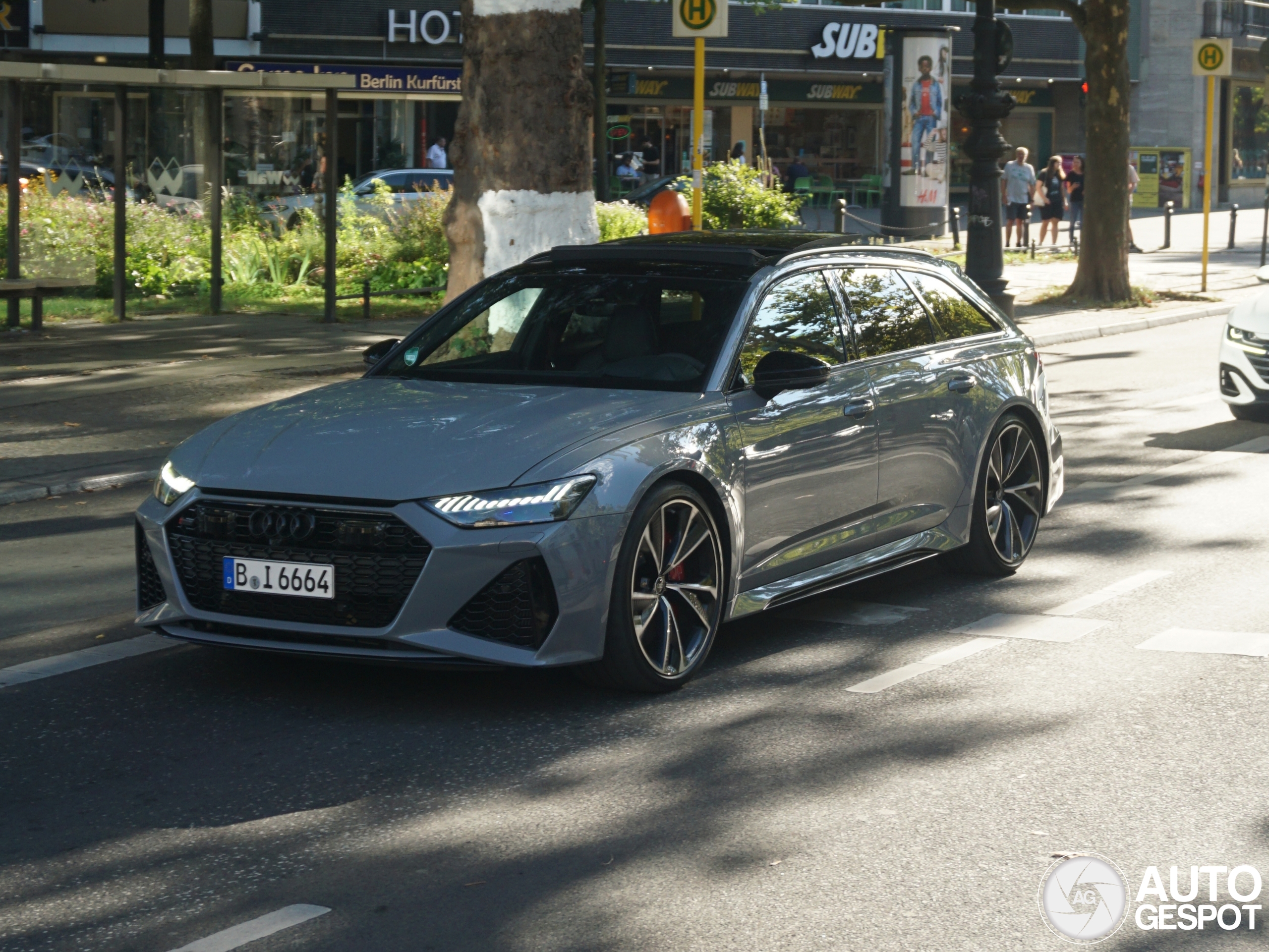 Audi RS6 Avant C8