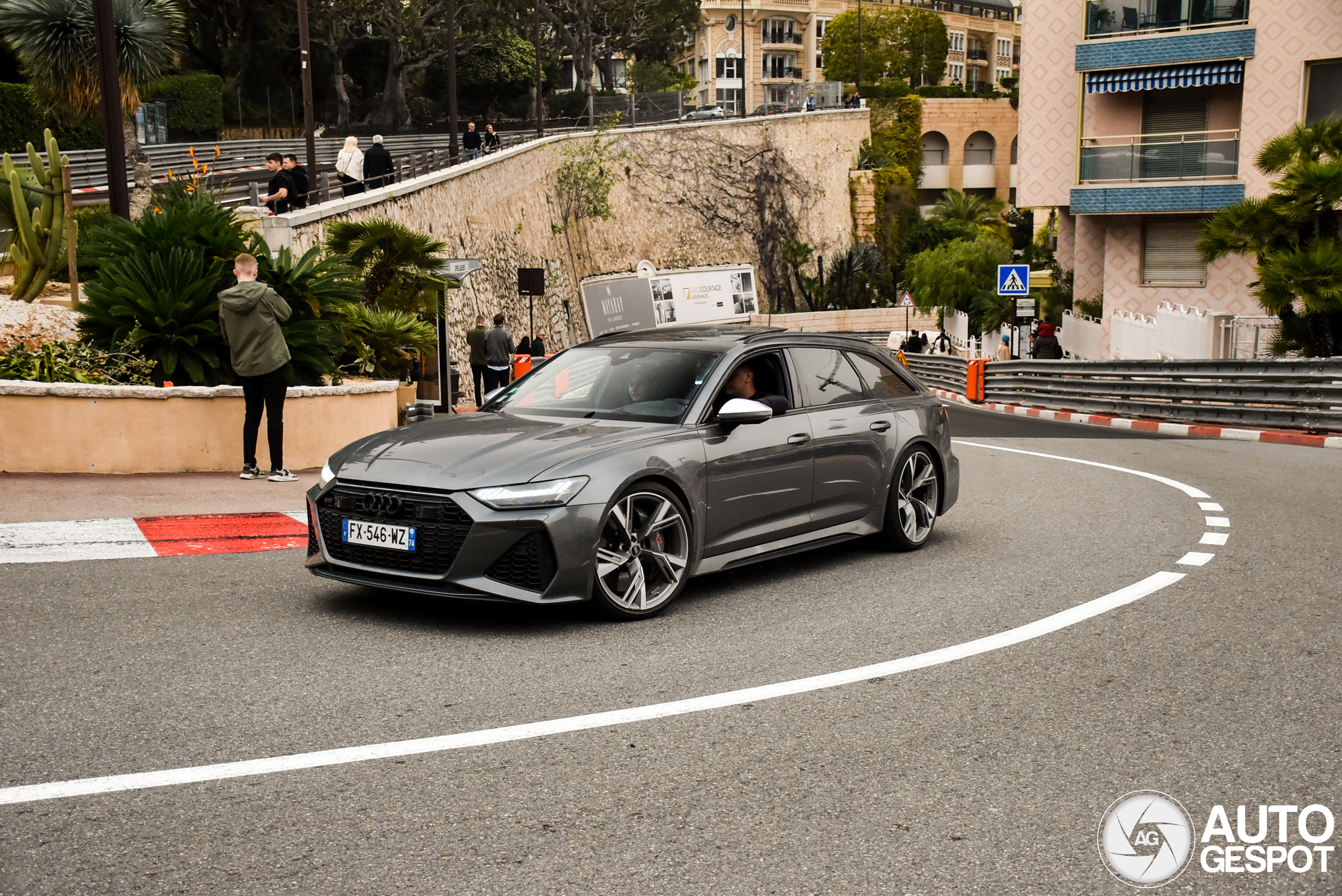 Audi RS6 Avant C8