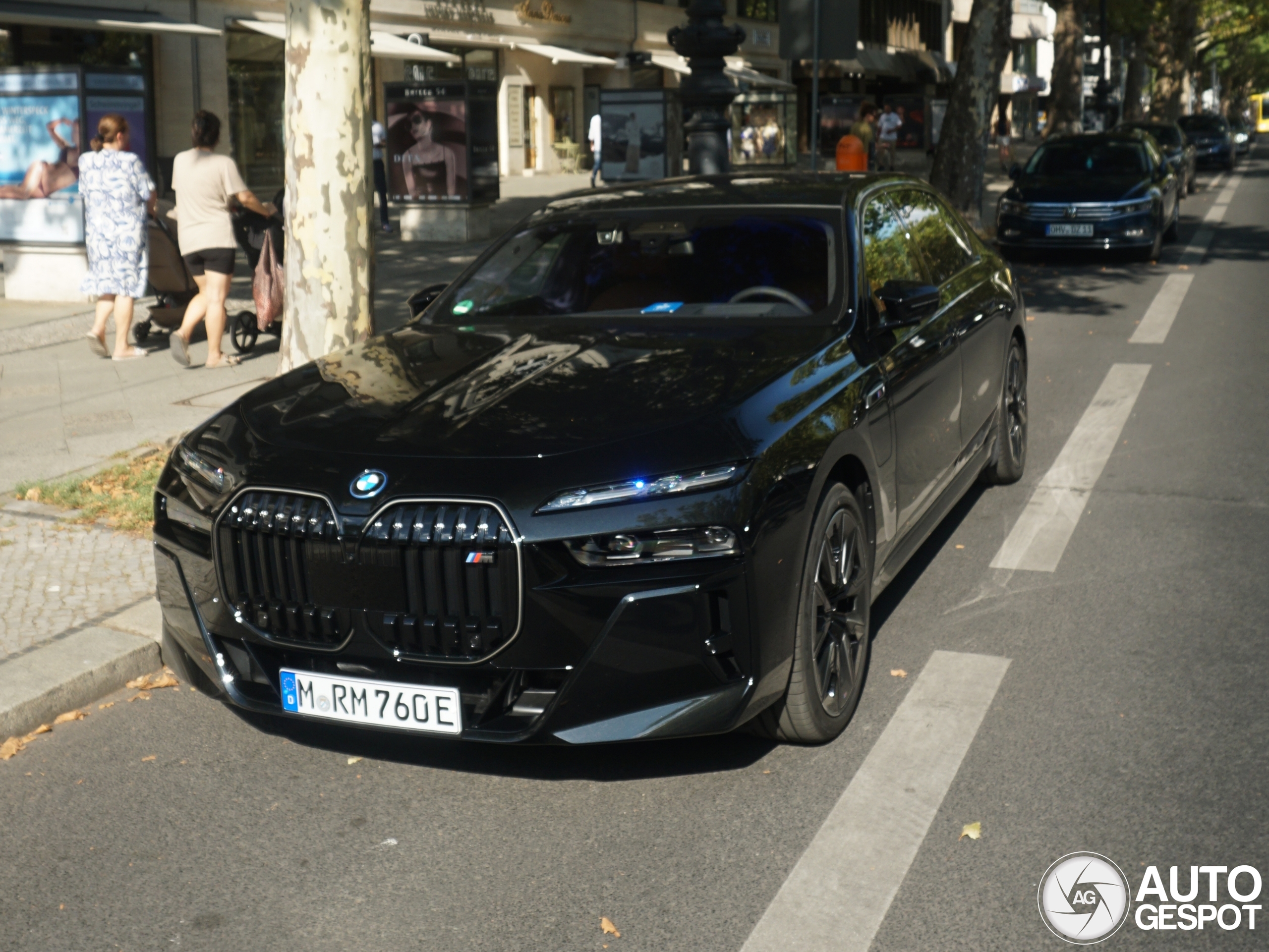 BMW M760e xDrive