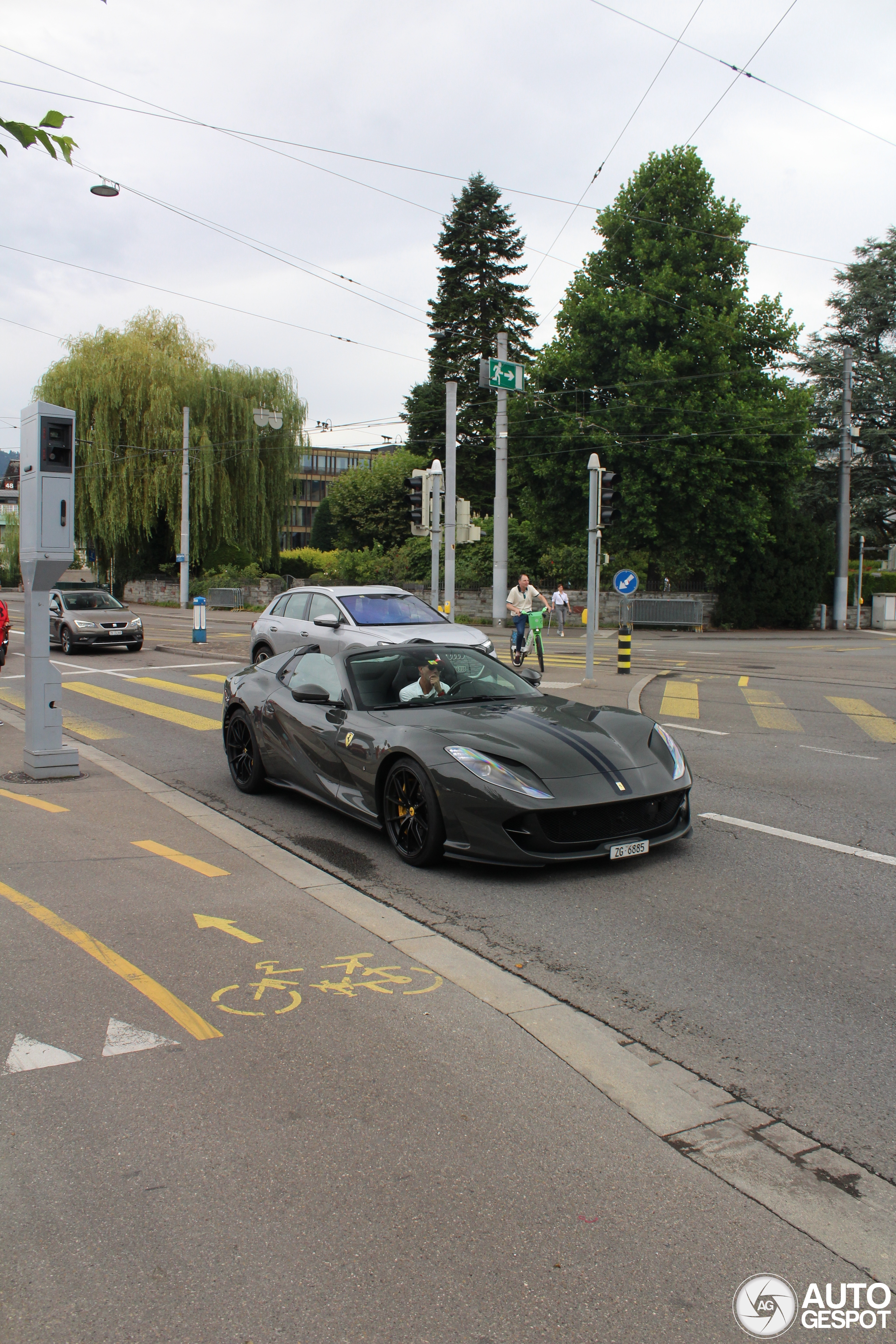 Ferrari 812 GTS