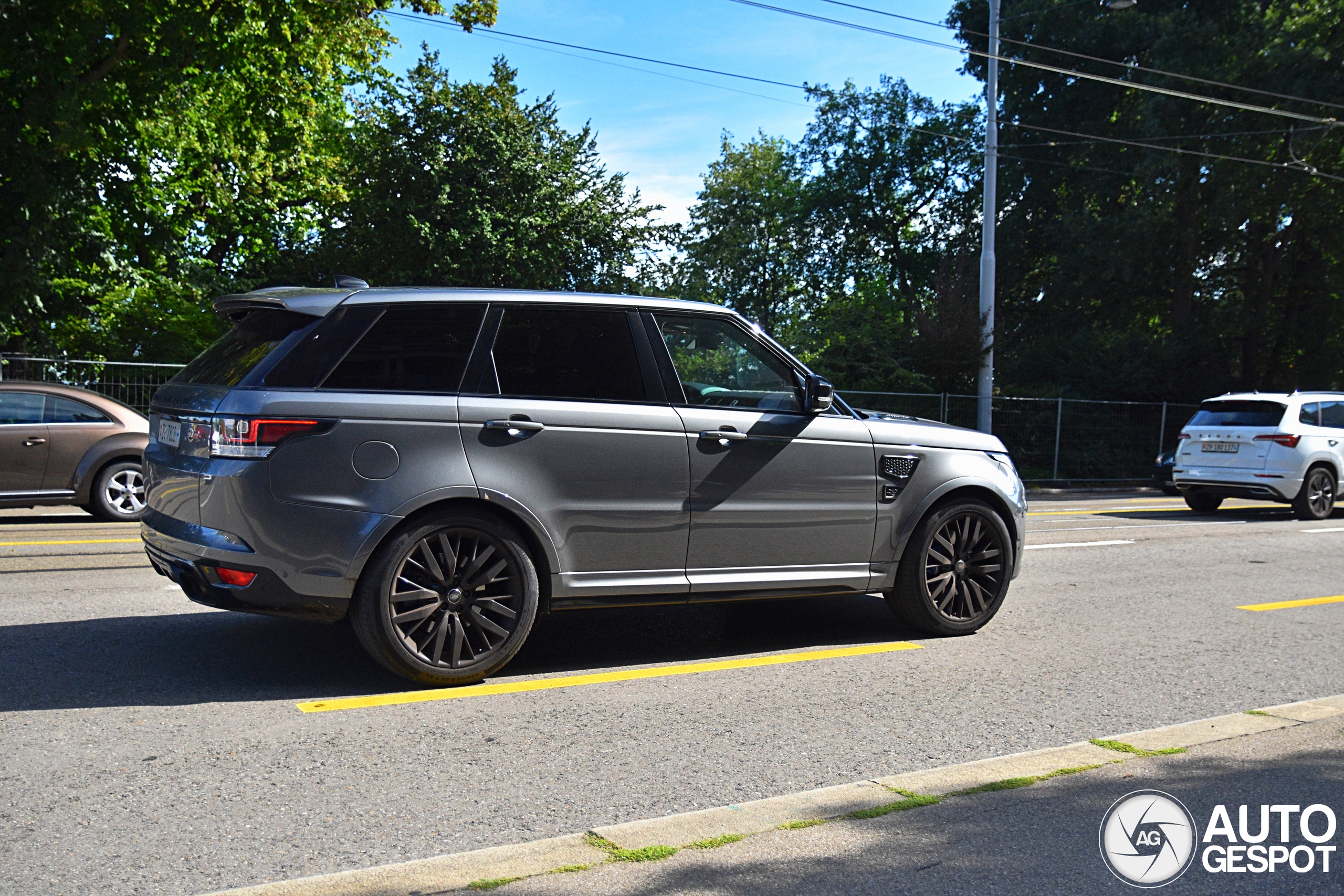 Land Rover Range Rover Sport SVR