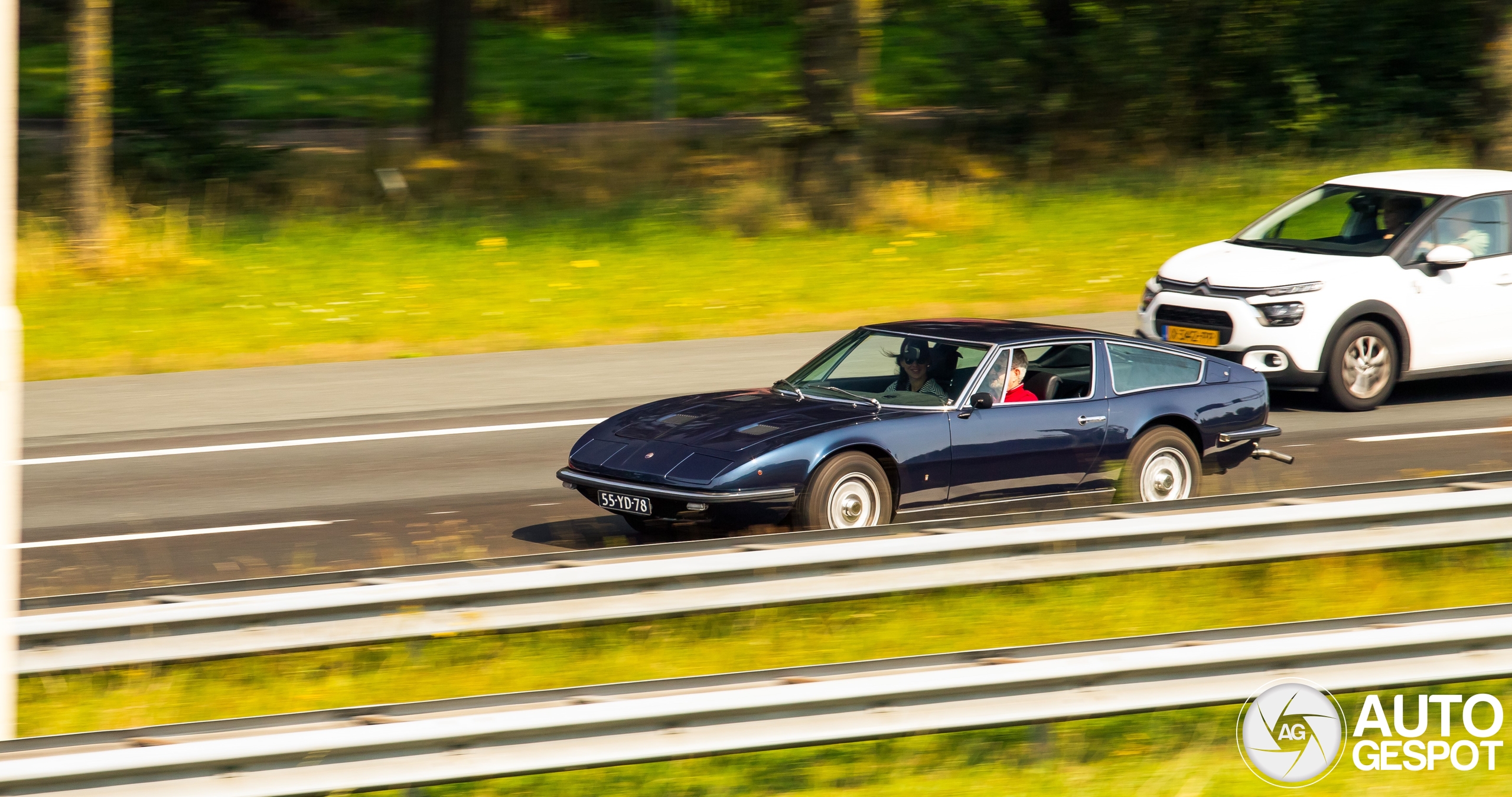 Maserati Indy 4900