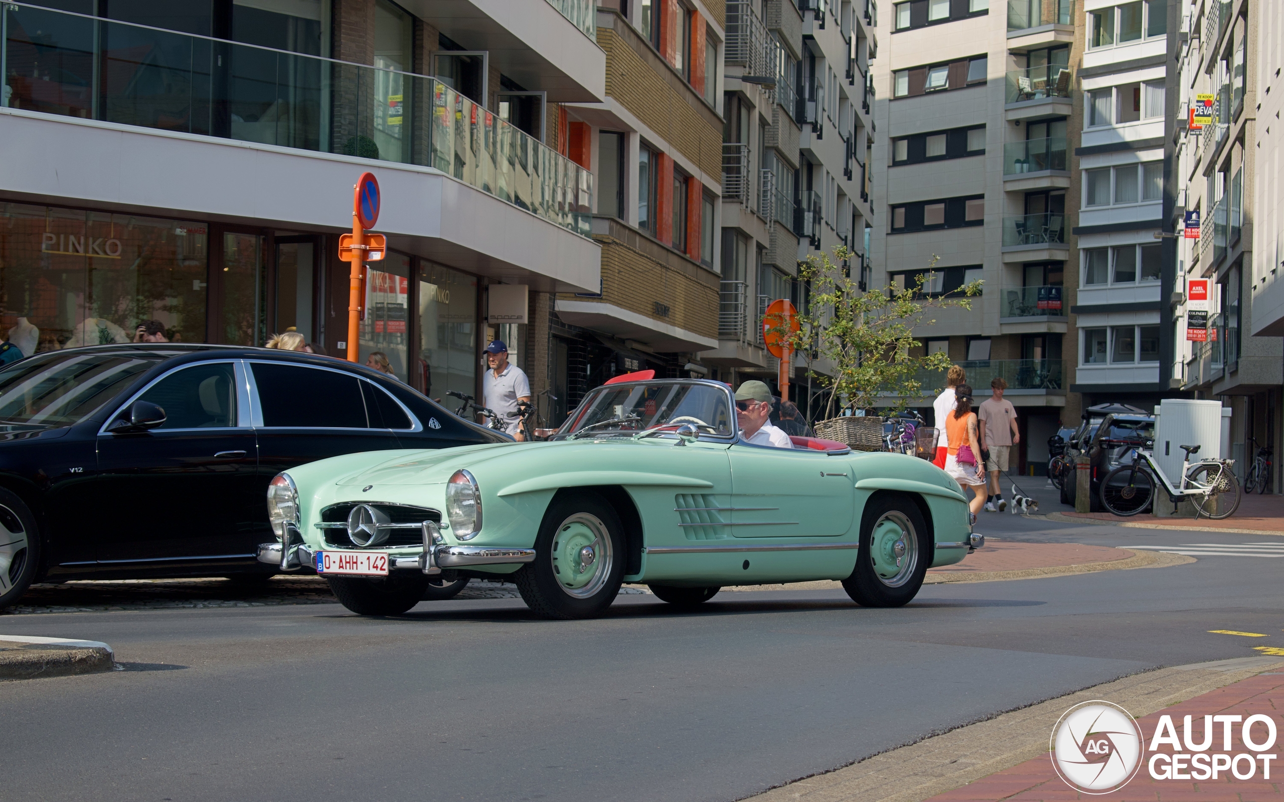 Mercedes-Benz 300SL Roadster