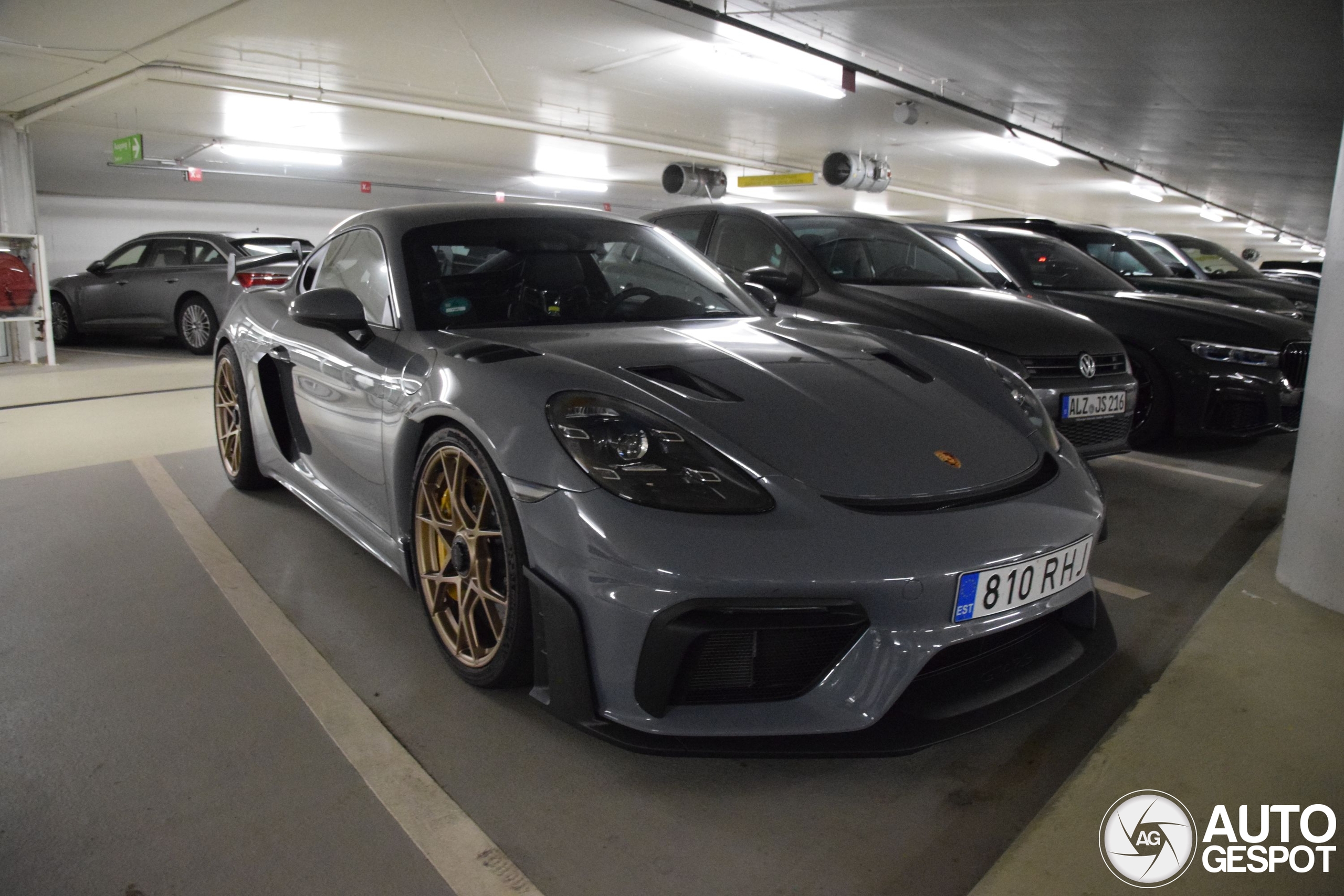 Porsche 718 Cayman GT4 RS